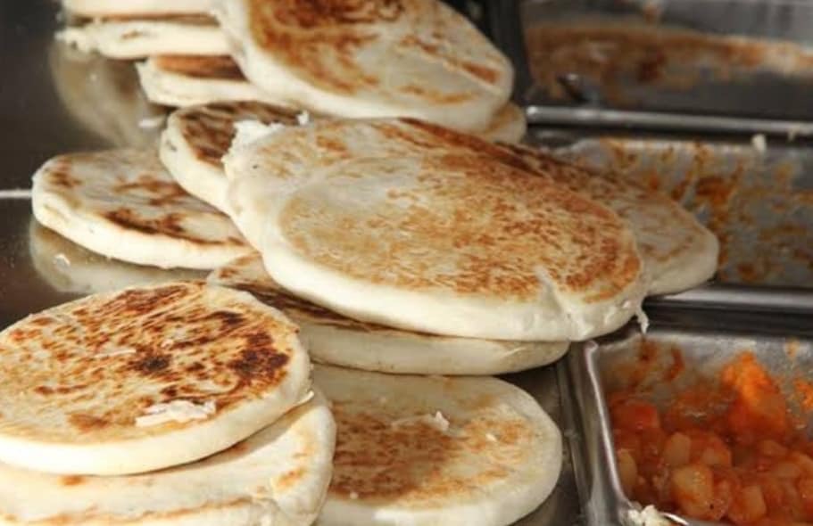 Laguna Restaurant image 7