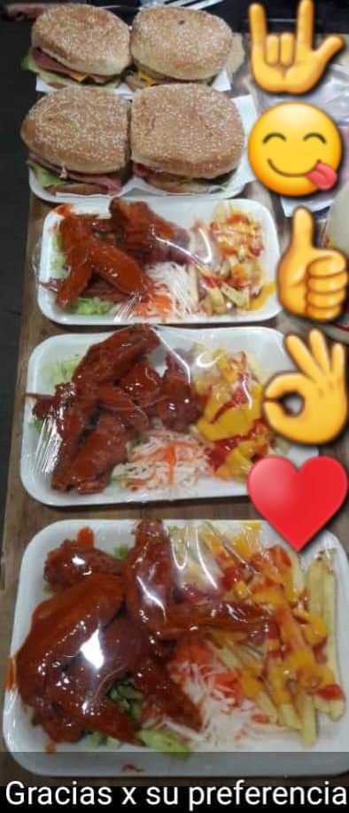 Cheko's Burguer image 9