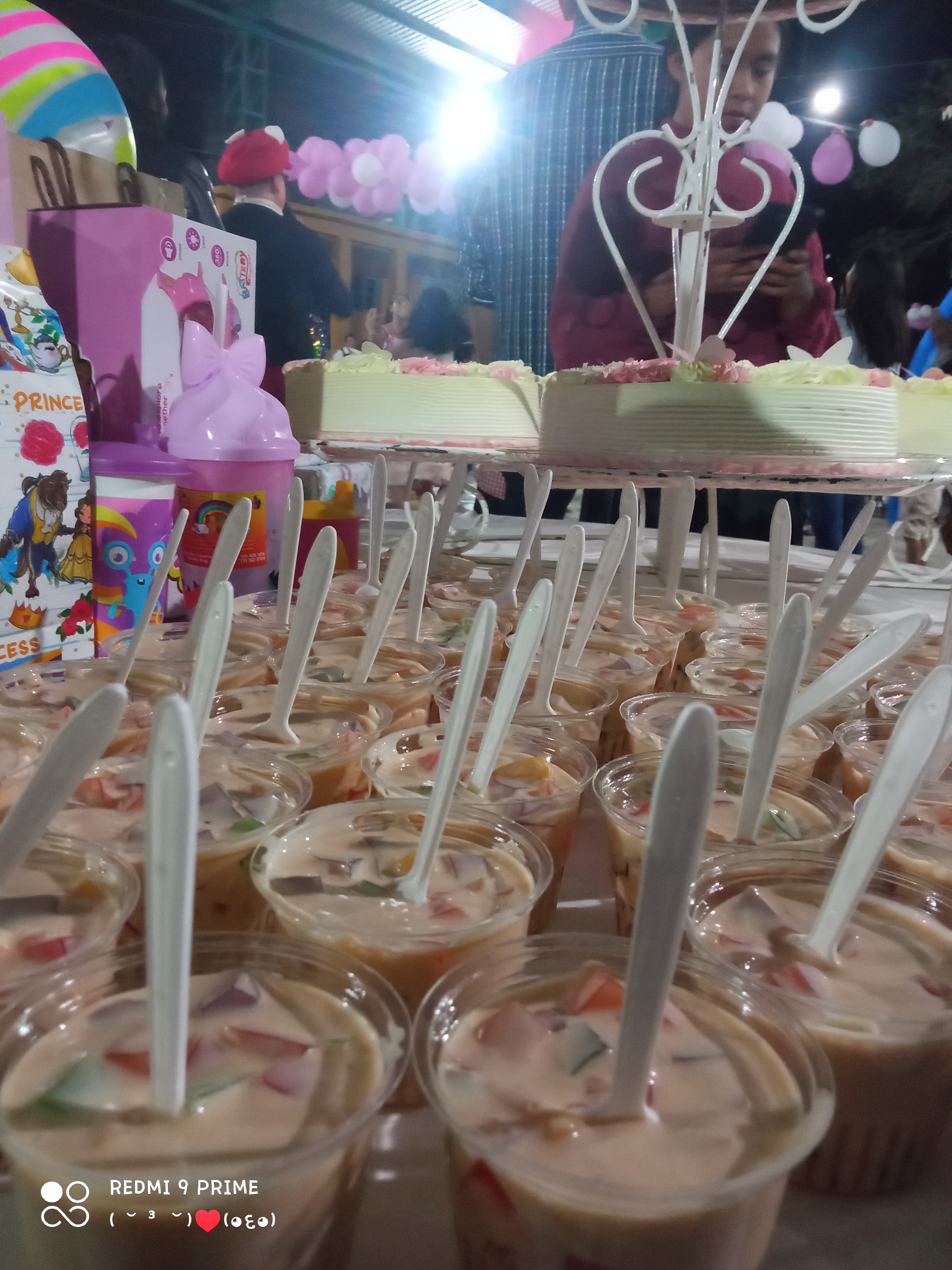 Crepas y Postres la Abejita Feliz image 2