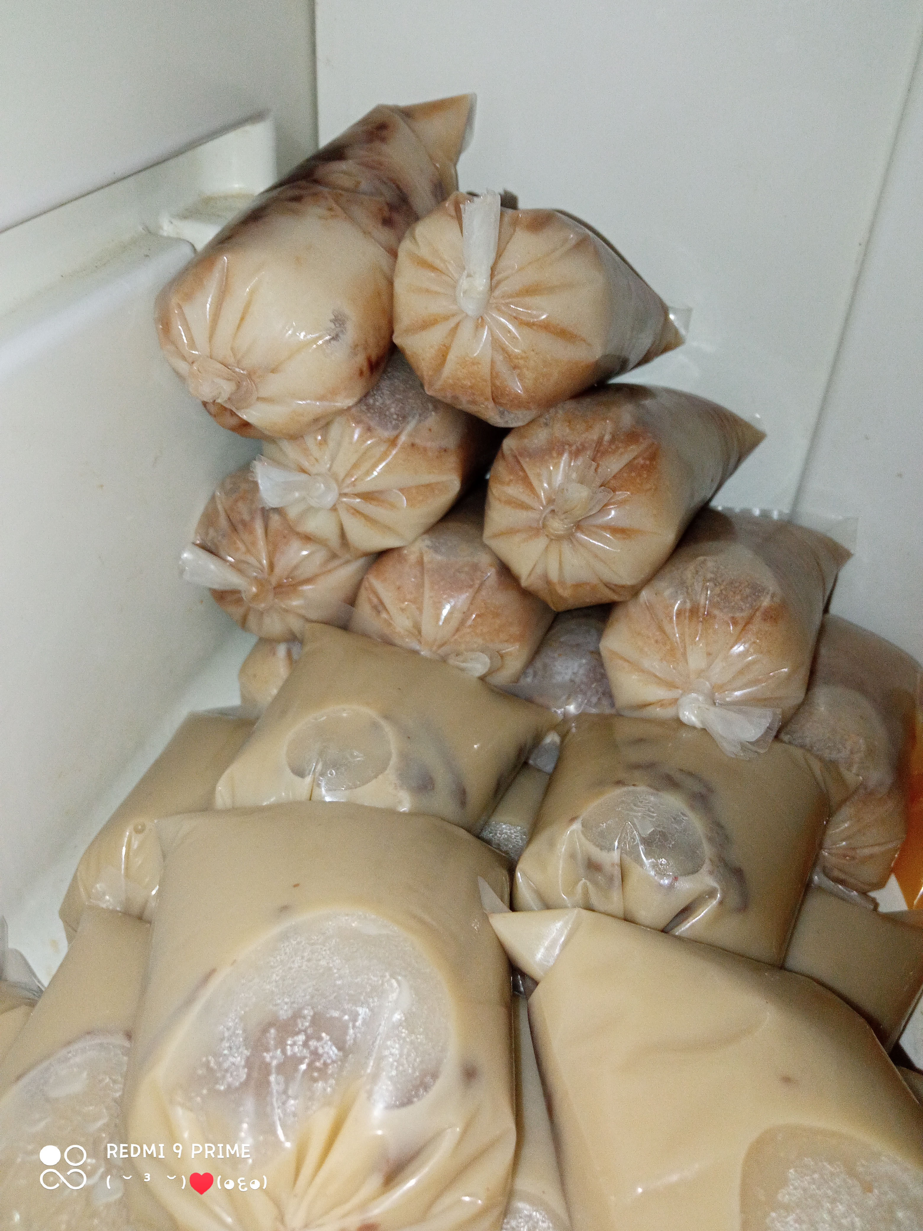 Crepas y Postres la Abejita Feliz image 6