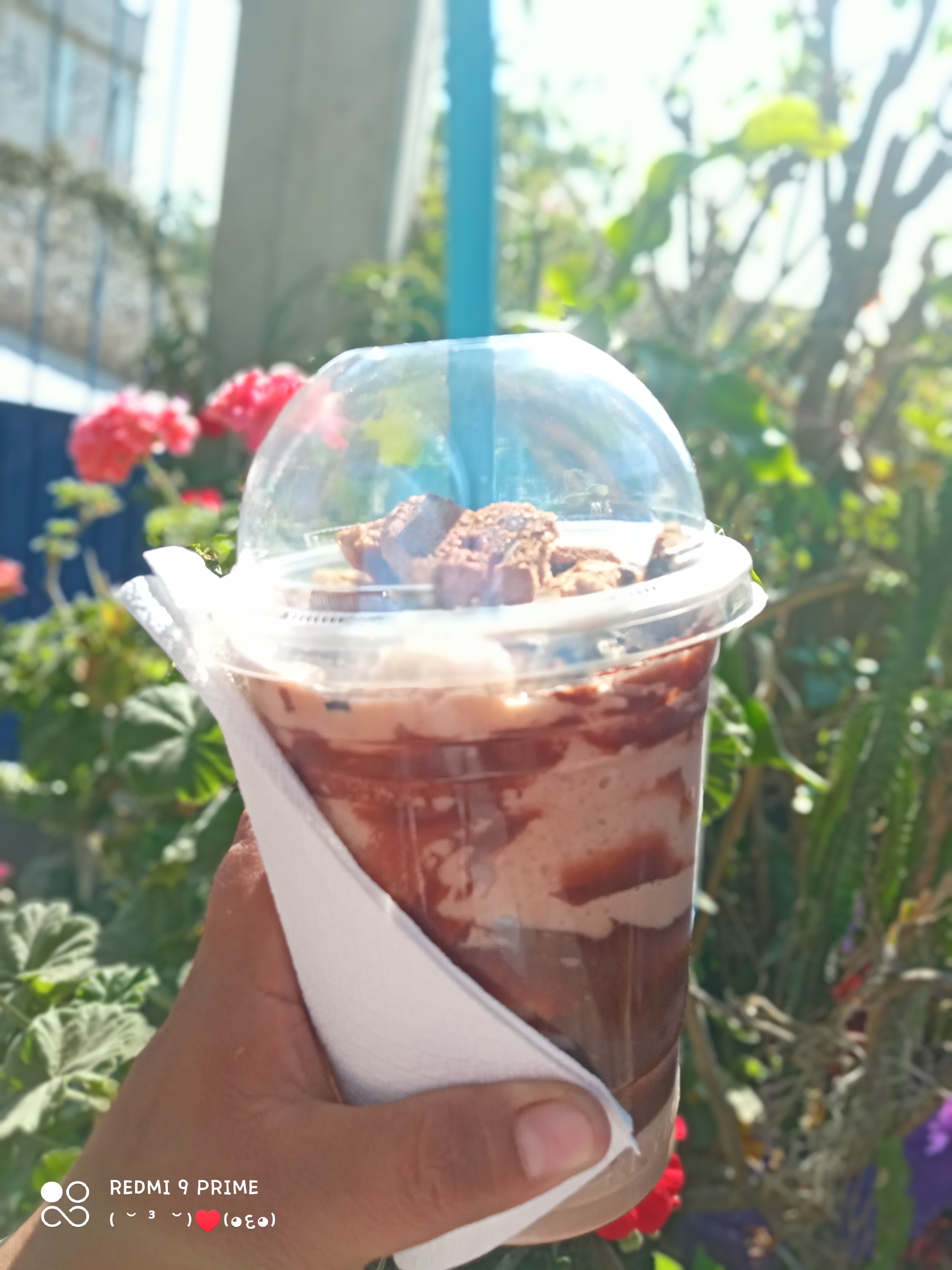 Crepas y Postres la Abejita Feliz image 10