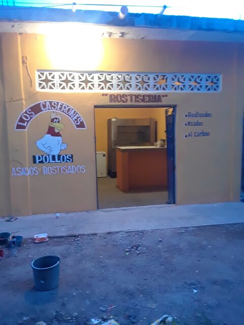 Rosticeria Los Cacerones image 3