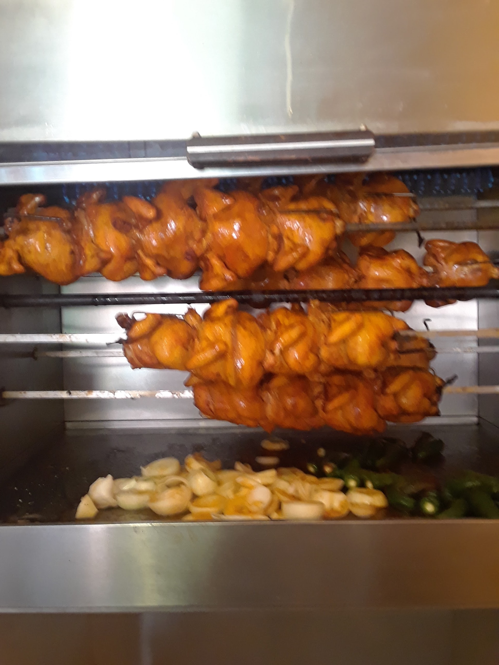 Rosticeria Los Cacerones image 4