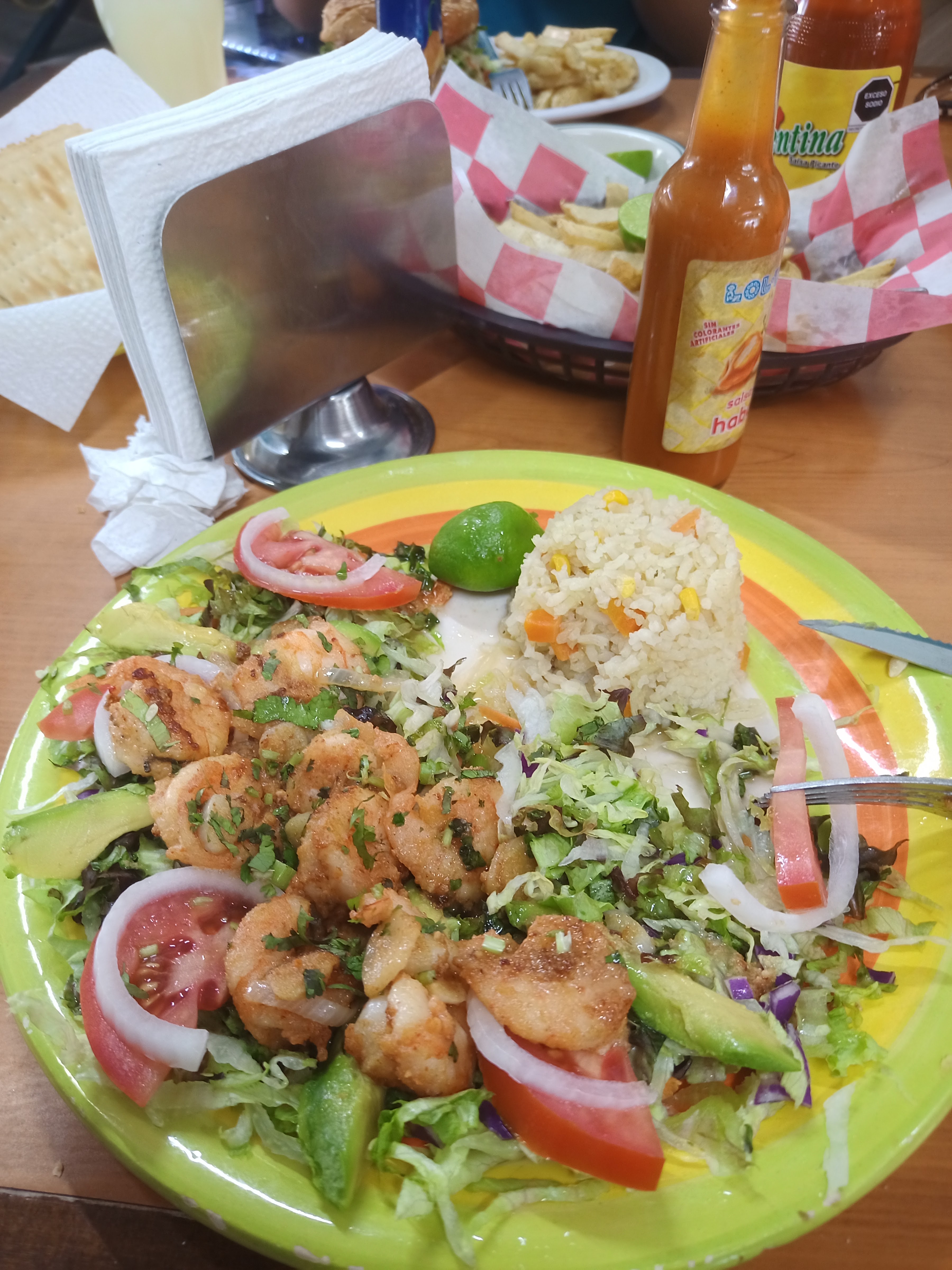 Mariscos "El Timón" image 2