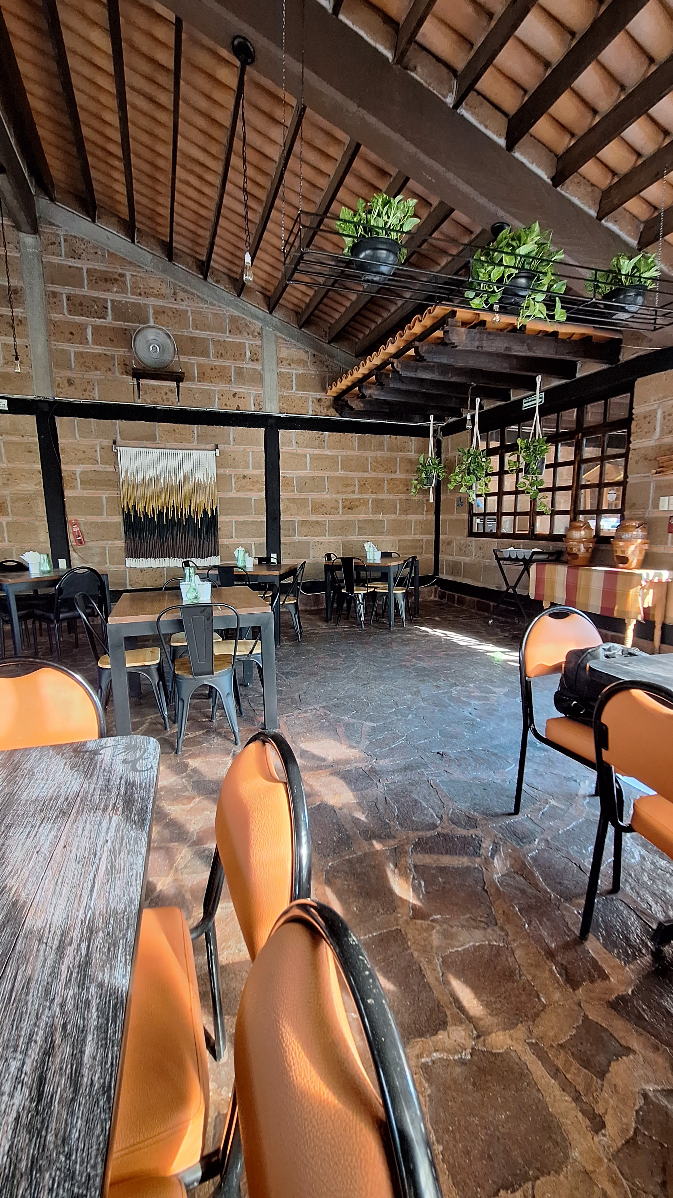 Restaurante "Cuatro Reinas" image 9