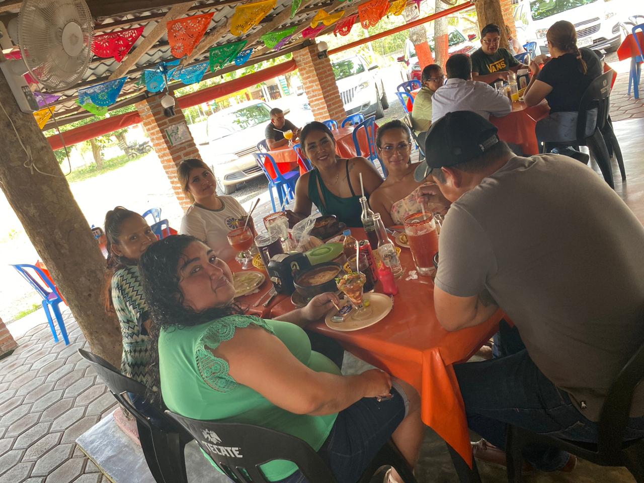 Antojitos y Mariscos EL PUNTALITO image 4