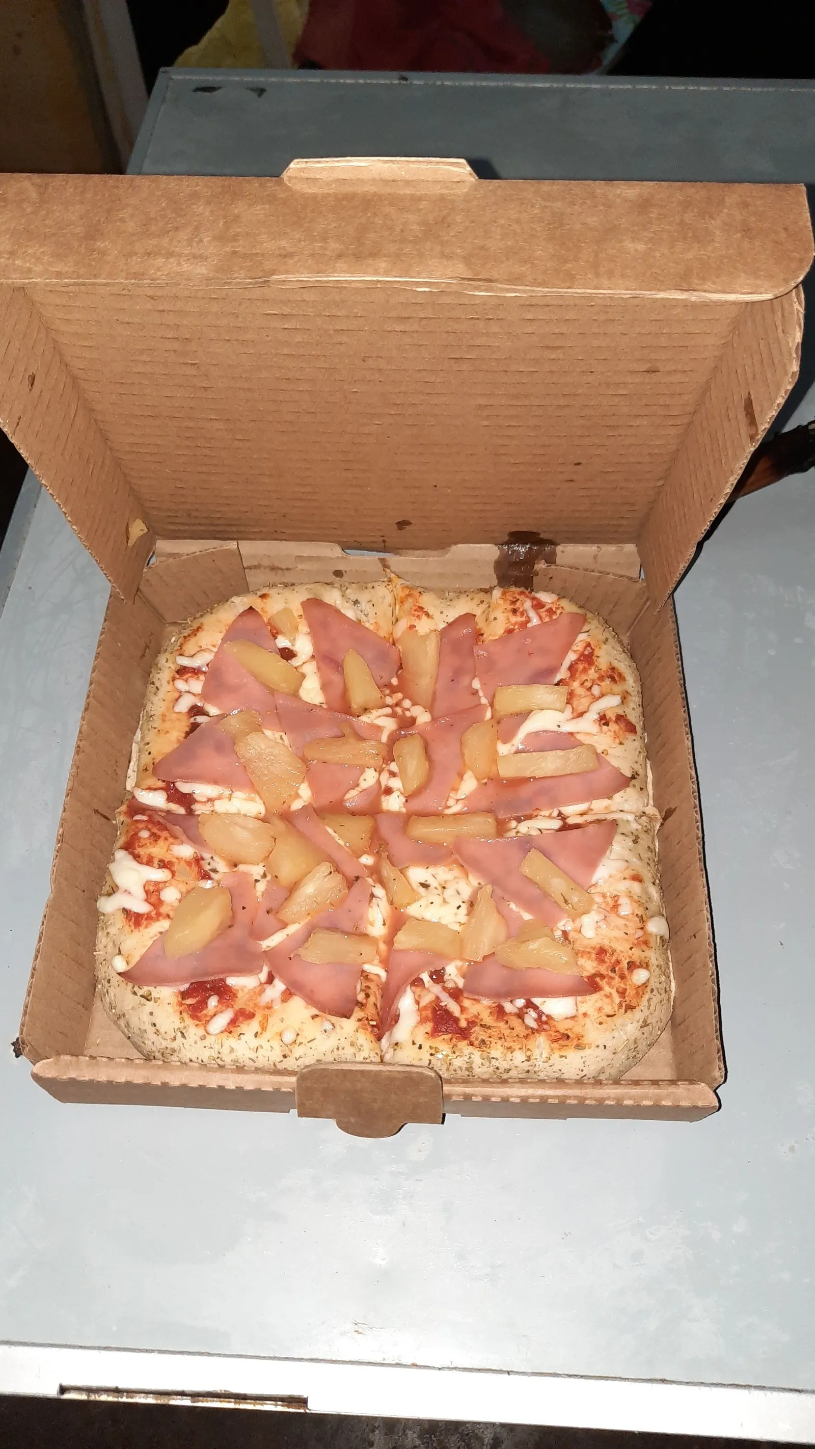 Bogis's pizza image 4