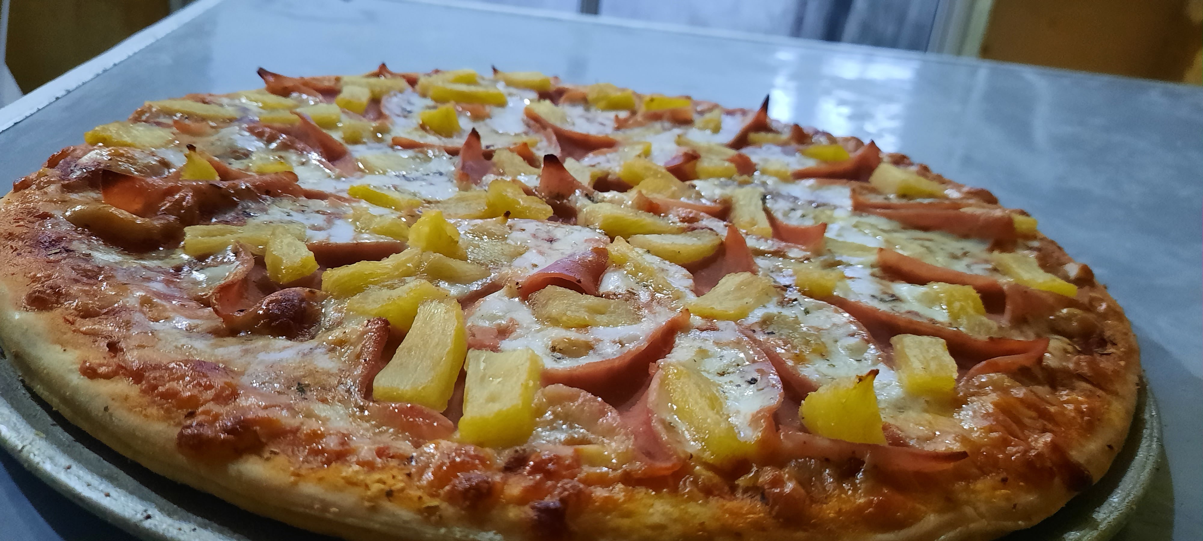 Bogis's pizza image 5