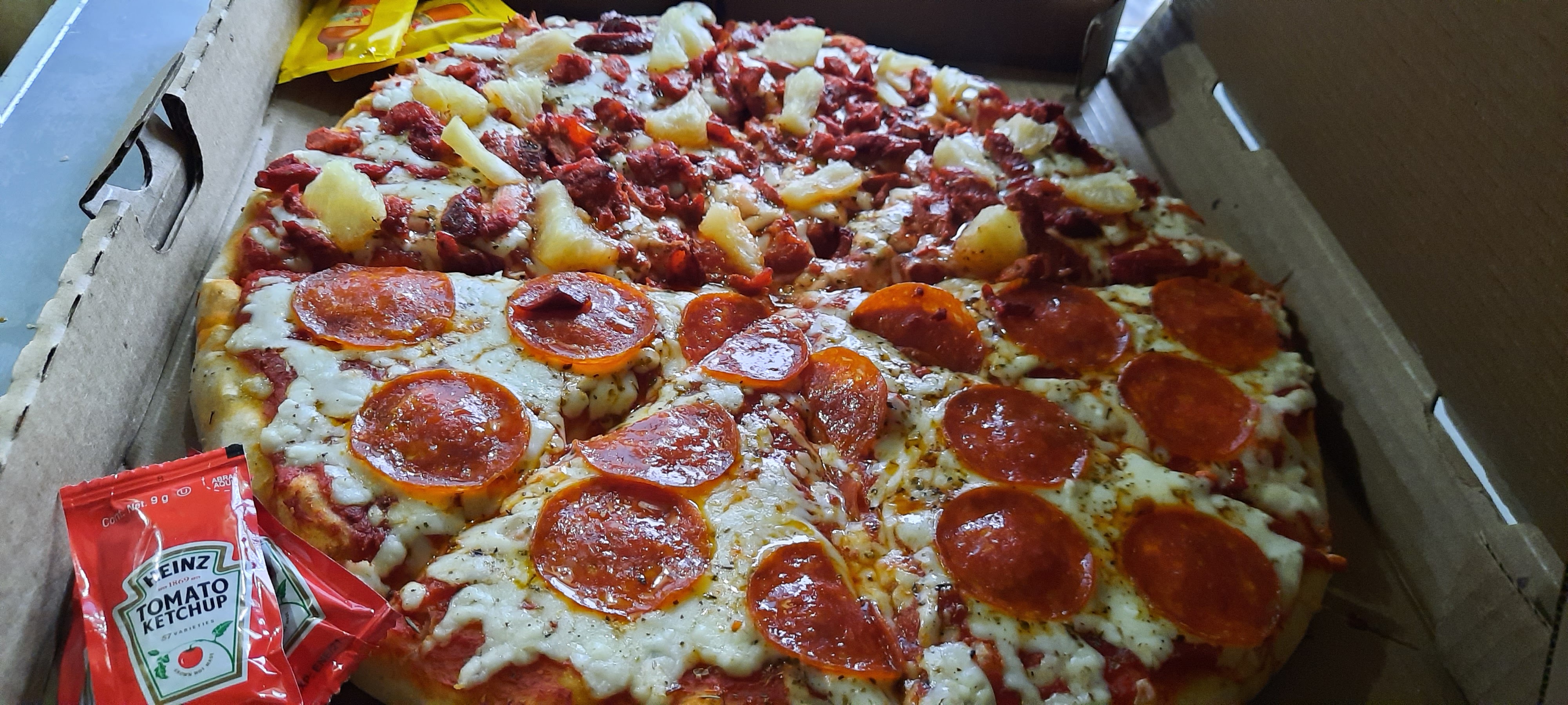 Bogis's pizza image 7