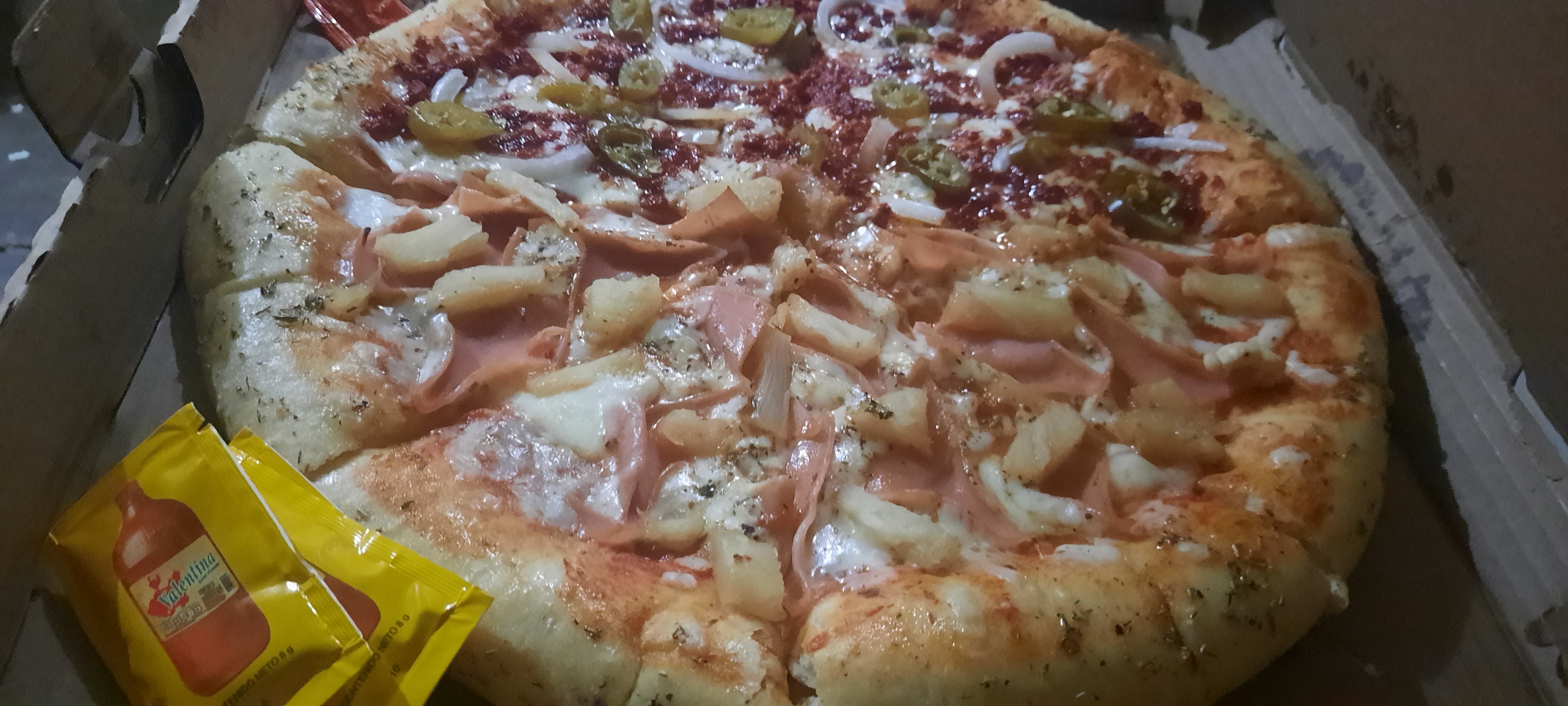 Bogis's pizza image 9