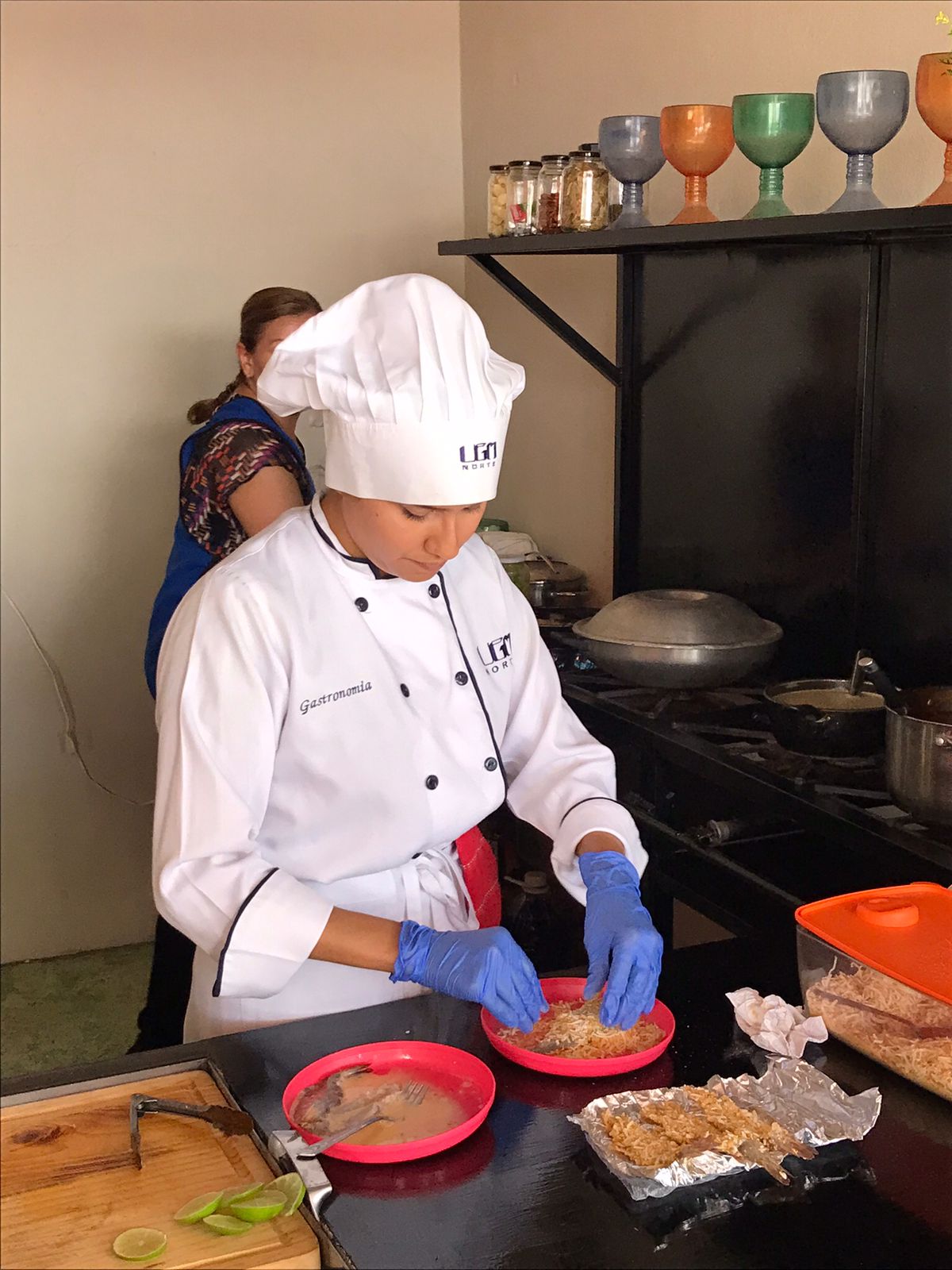 Mar y Tierra Al sazón del Chef image 3