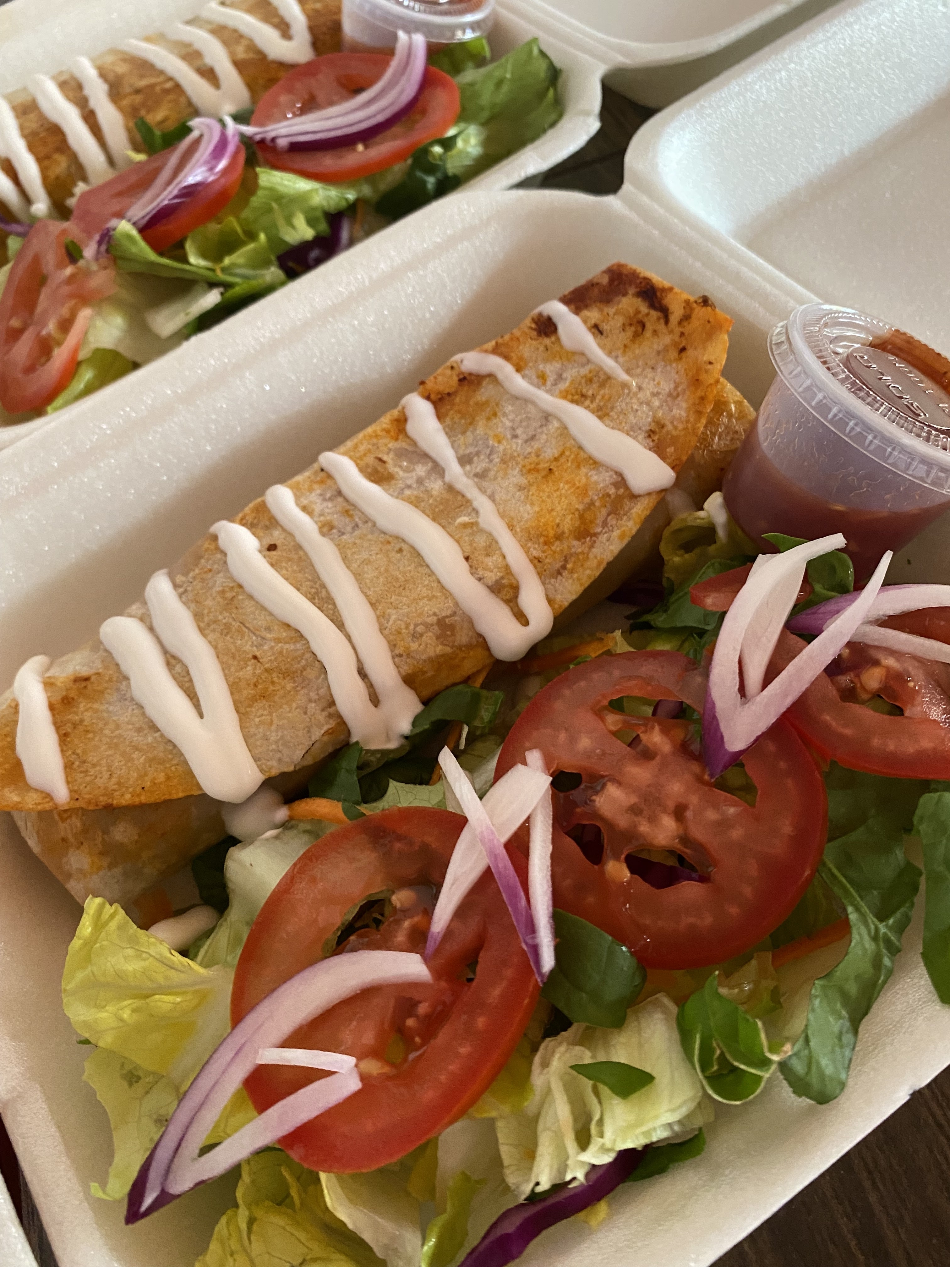 La Cocina de Vero y Cindy Sushi image 7