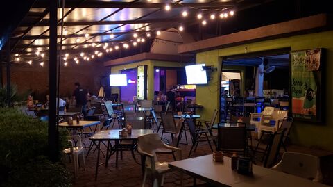 Bashe Snack-Bar image 1