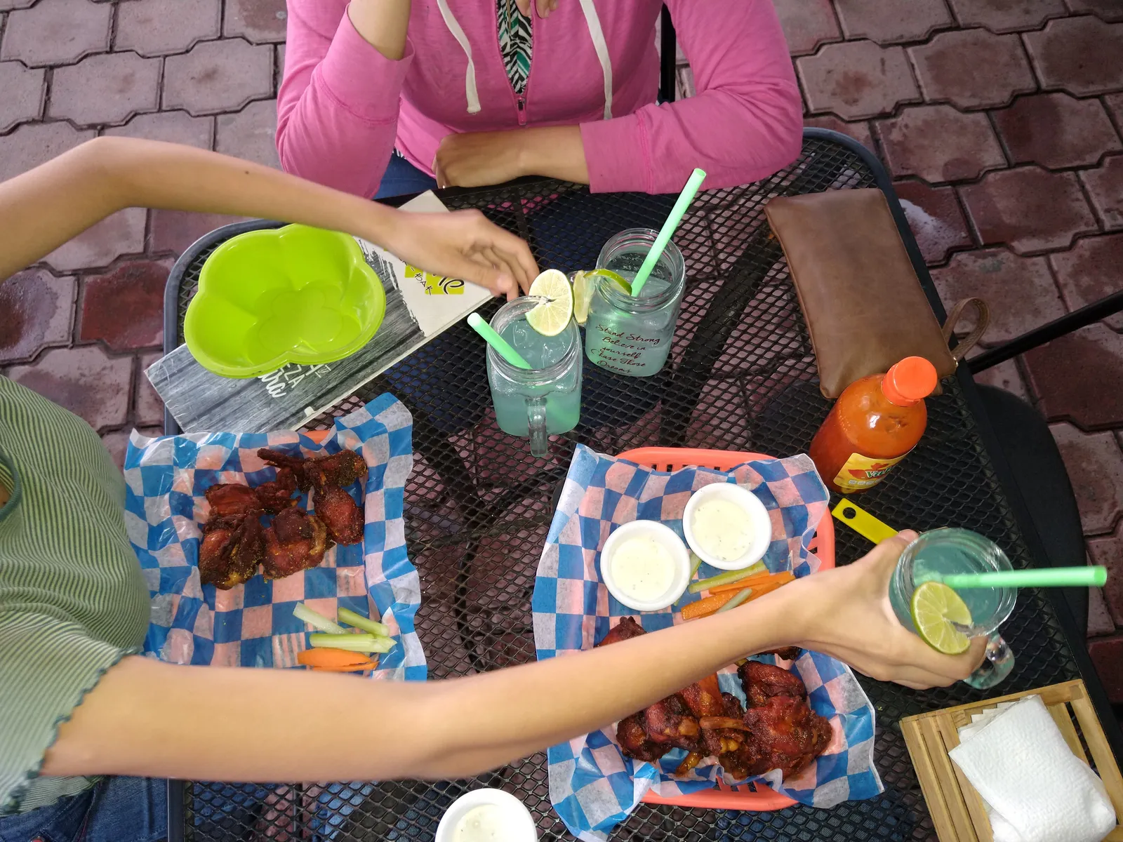 Bashe Snack-Bar image 9
