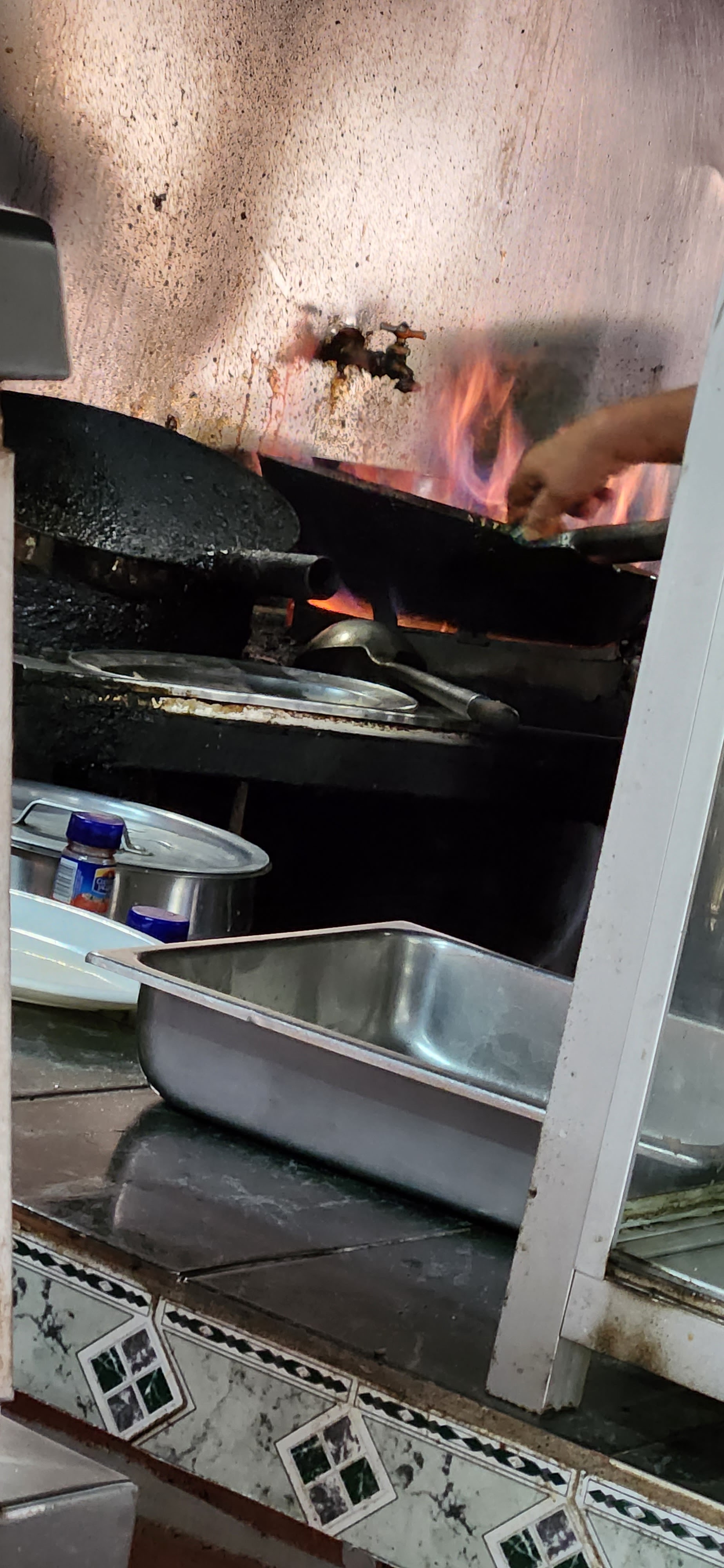 El Dragon de Oro image 4