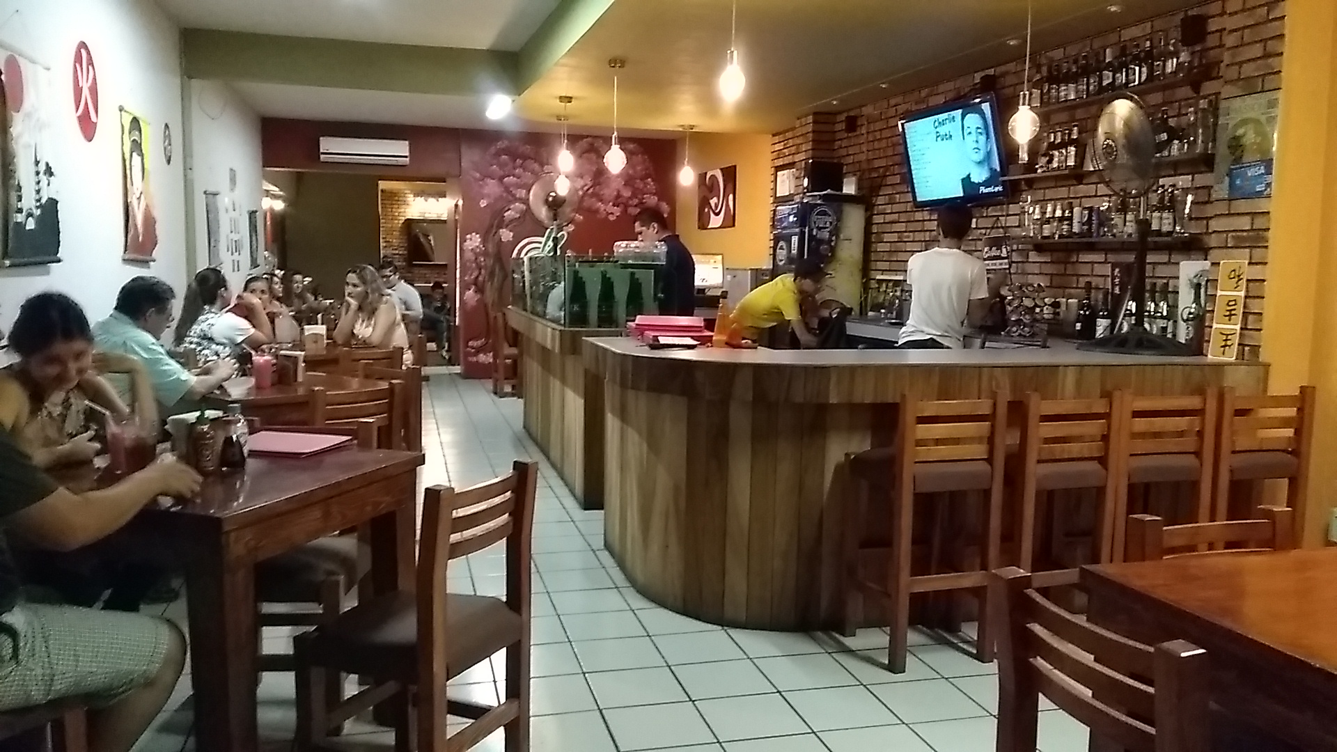 Pinku Sushi & Bar image 1