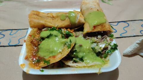 Felipe’s Tacos y Carniceríaaaa! image 2