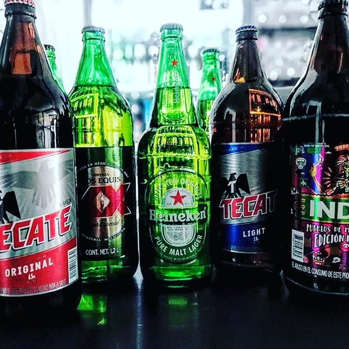 La Reina / Hamburguesas, Alitas, Cerveza, Micheladas image 4