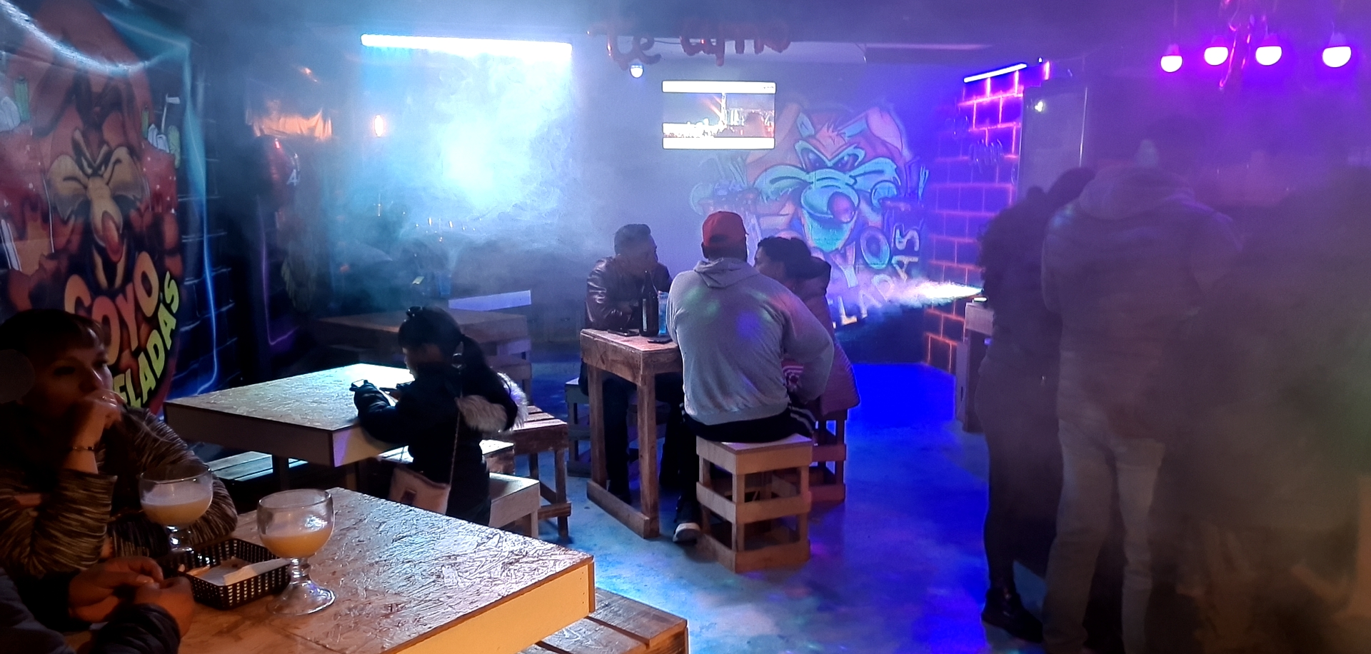 Coyomicheladas 2 calle 5 de mayo image 7