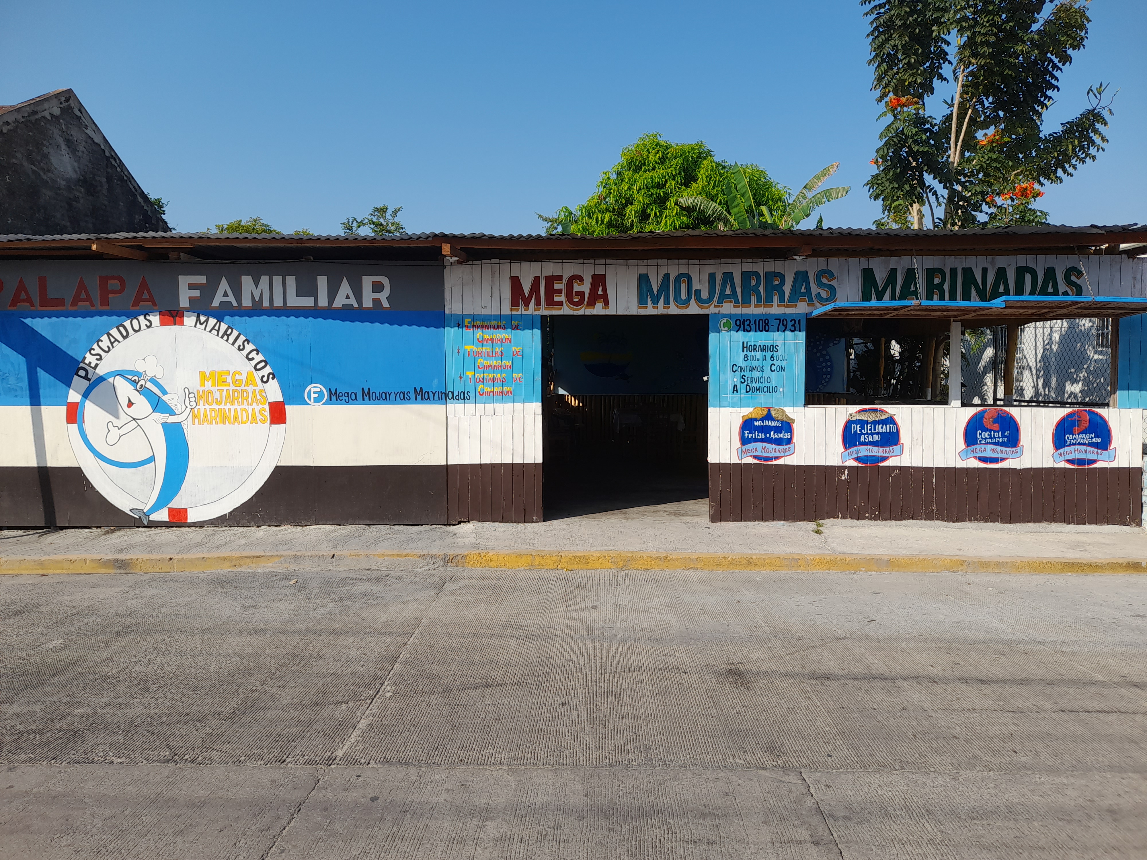 Palapa Familiar Mega Mojarras Marinadas image 3
