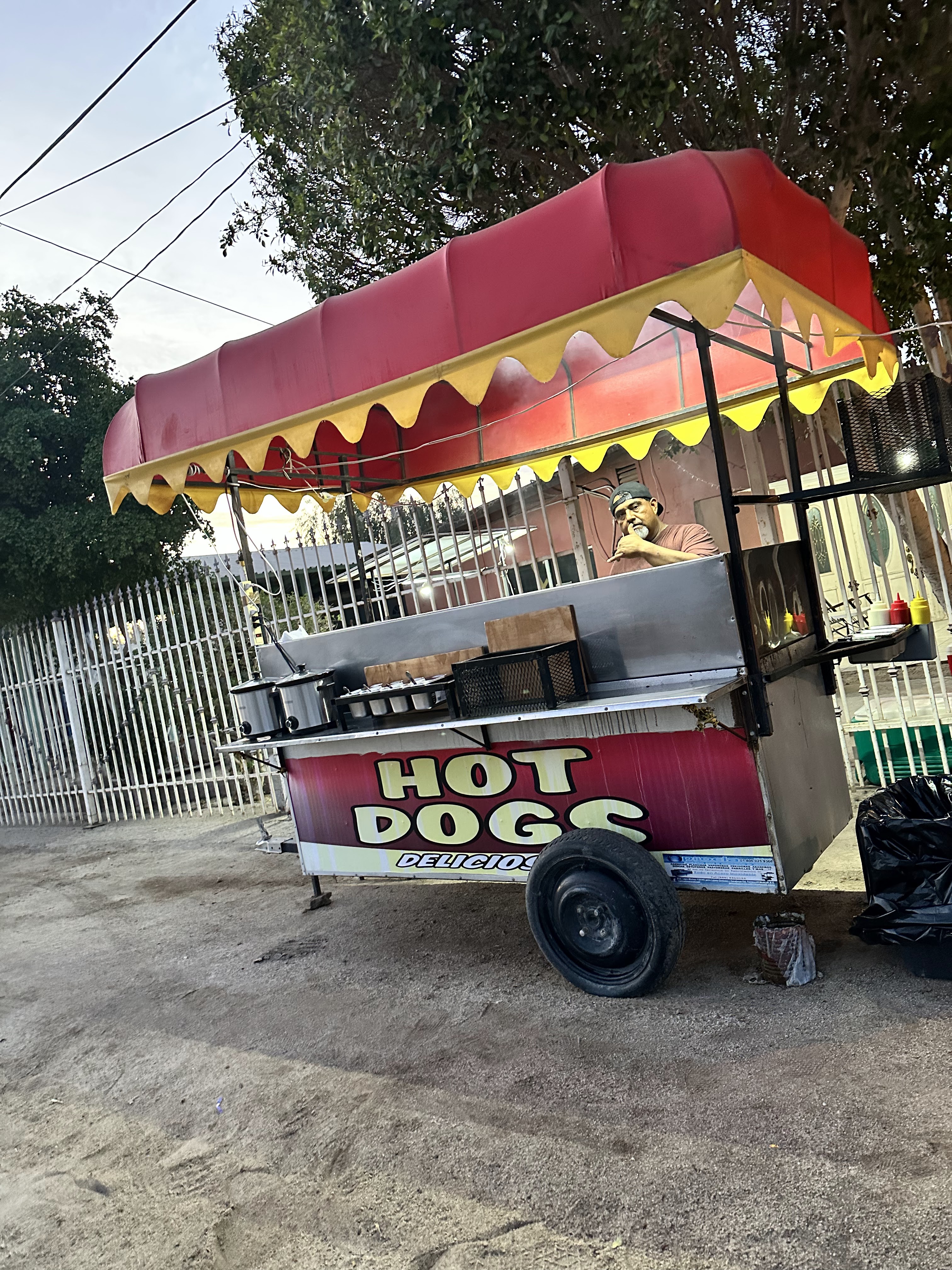 Hot Dogs y hamburgues bam bam image 1