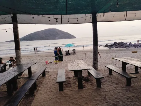 La Costa Marinera image 8