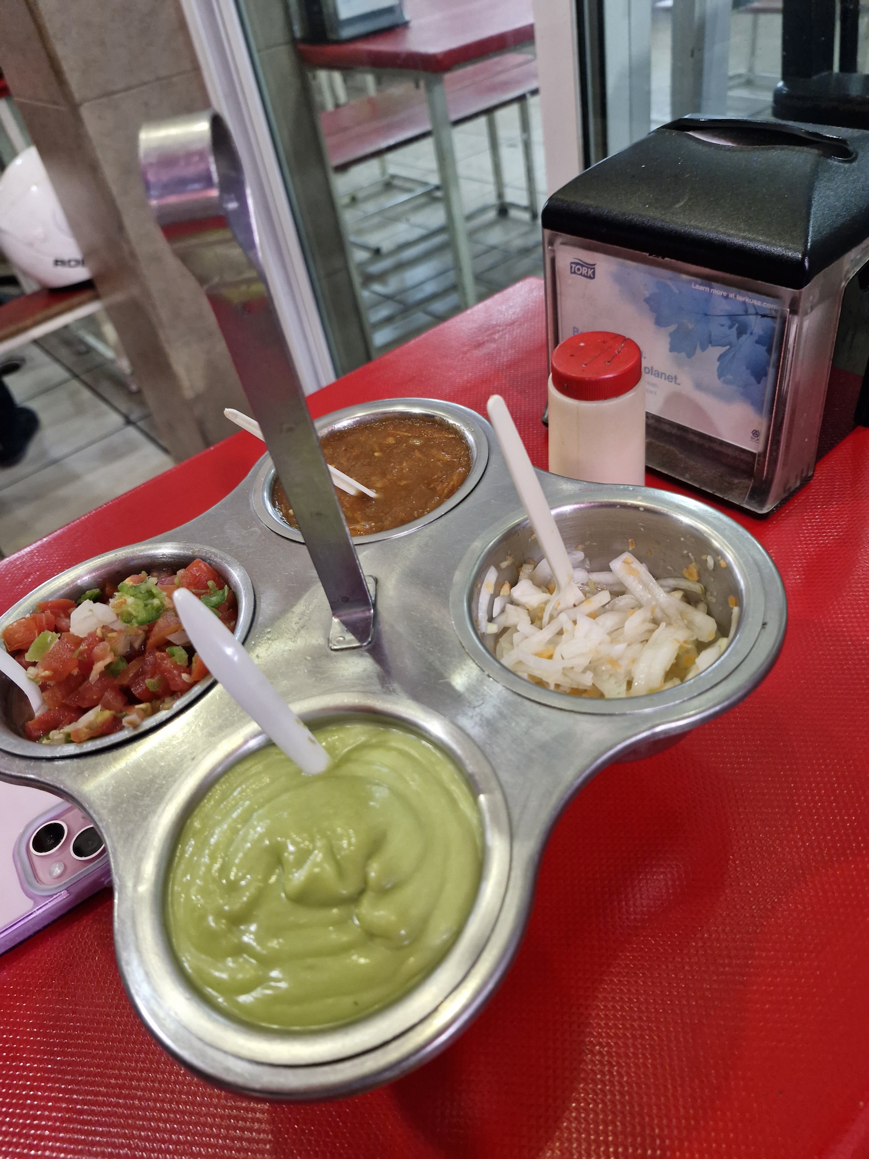 Taqueria El Mono y Los Monitos image 3