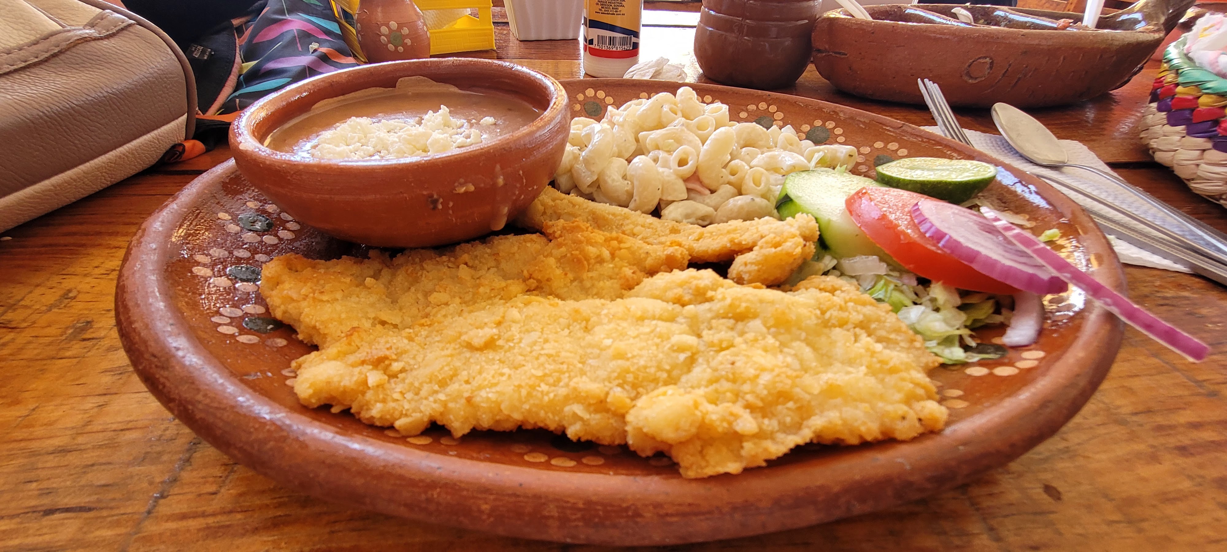 El Arribo Restaurant image 2