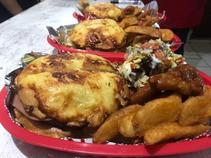 La Zona Burger's & Snack's image 5