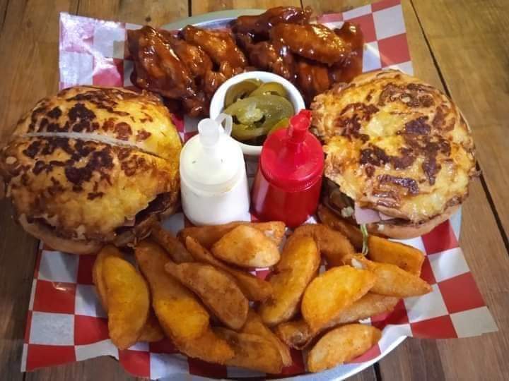 La Zona Burger's & Snack's image 7