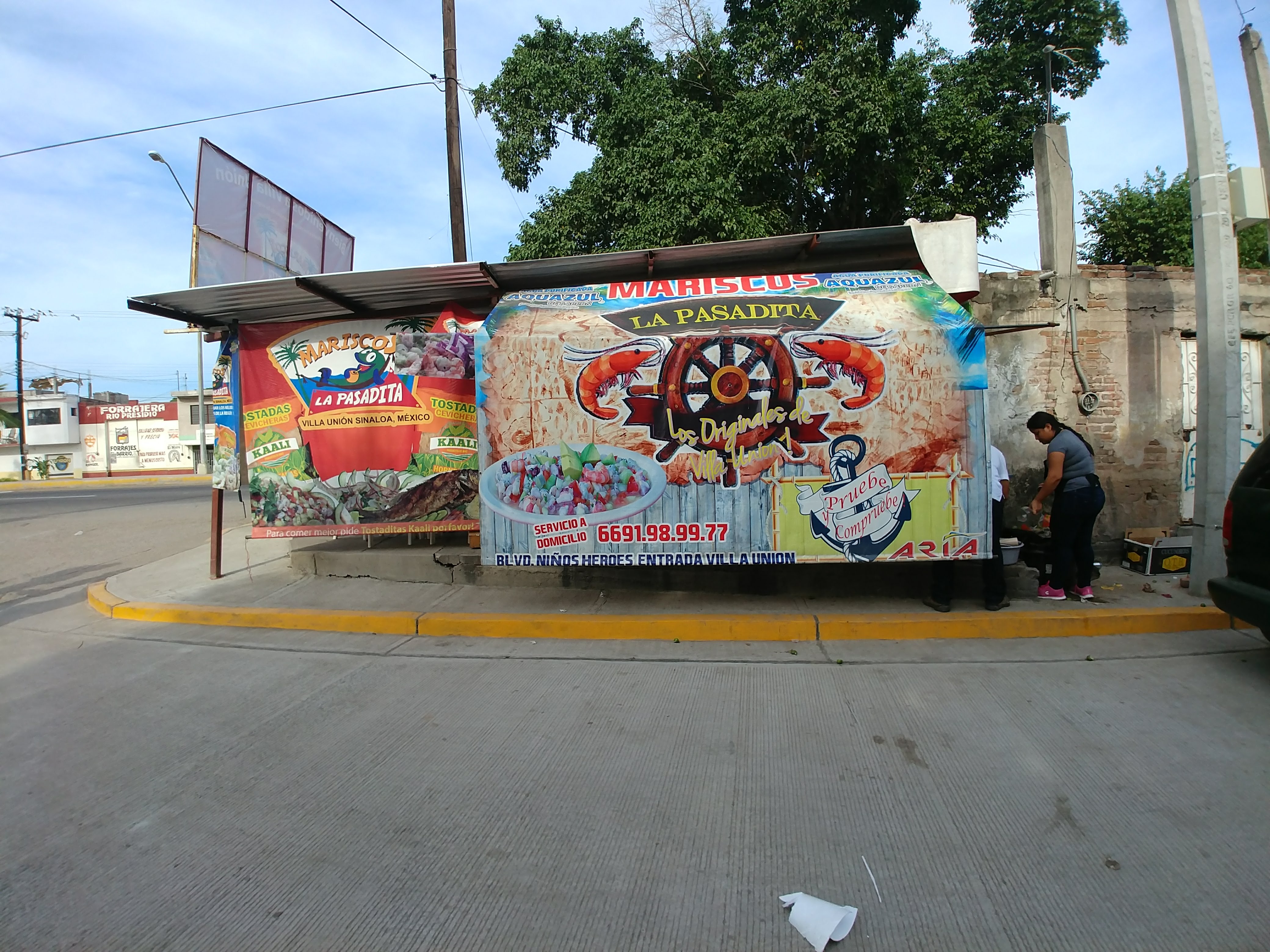 MARISCOS LA PASADITA image 1