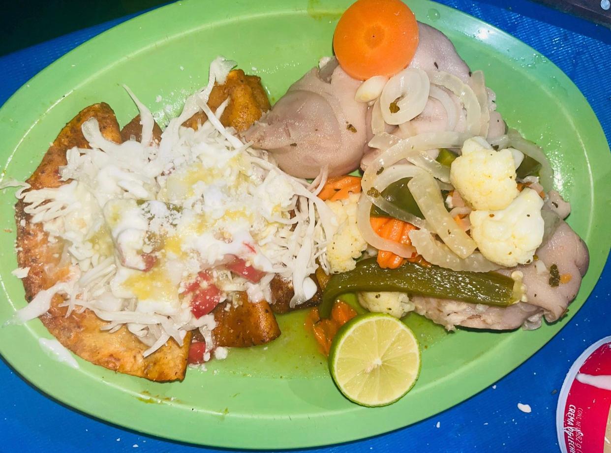 Cenaduria San Rafael image 9