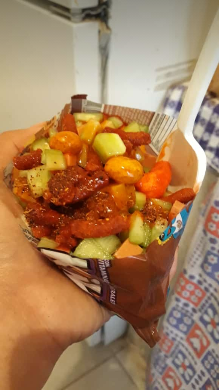 Antojitos Dylan Hotdogs Y Hamburguesas image 2