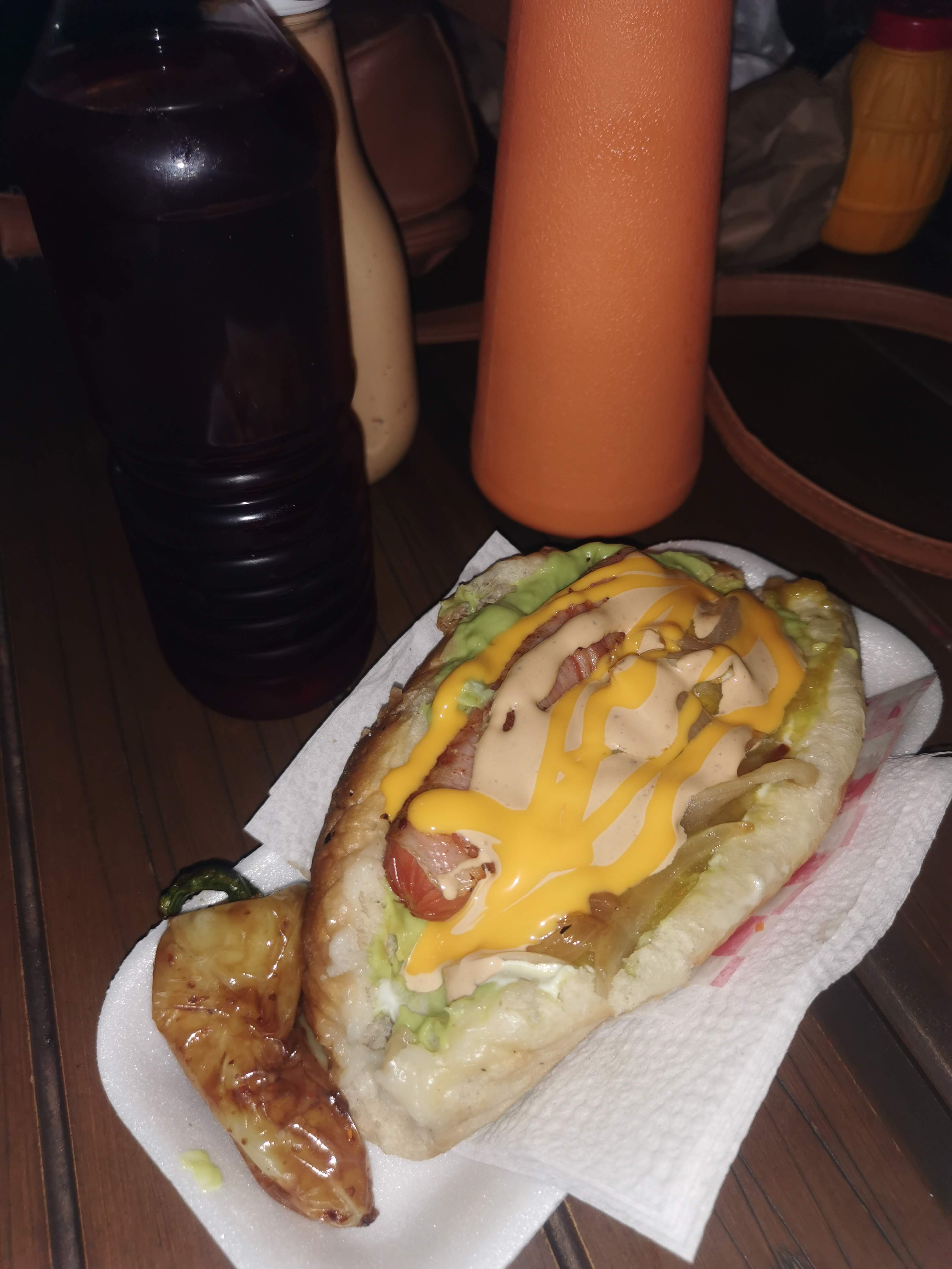 La Casa de Emma Restaurant y El Frijol Hot-Dogs image 2