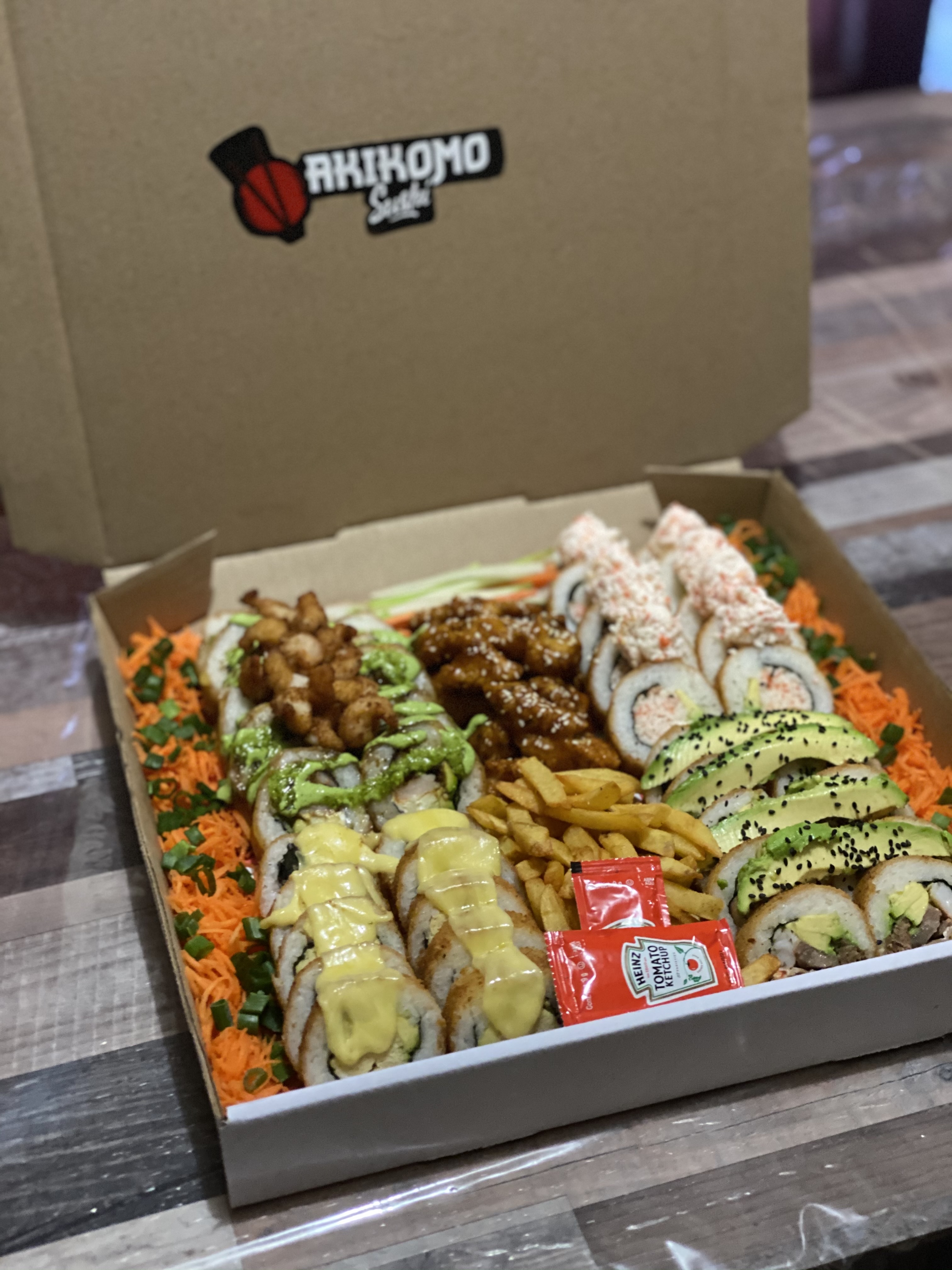 Akikomo Sushi image 2