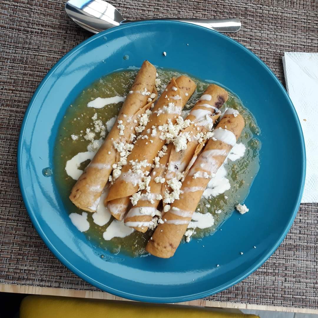 Ta Bonitio "Antojitos, Sabor & Tradicion". image 10