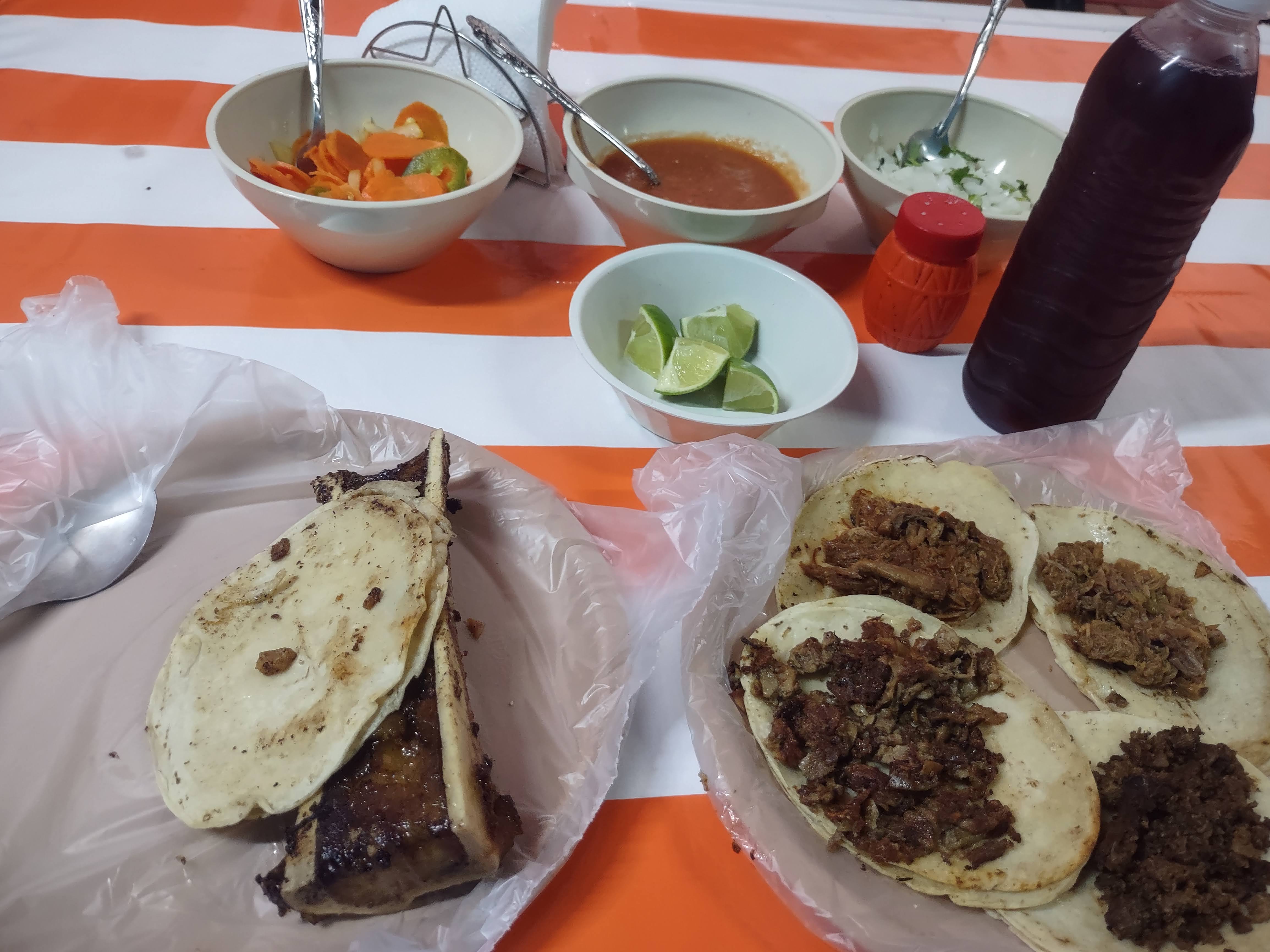 Taqueria La Octava image 2