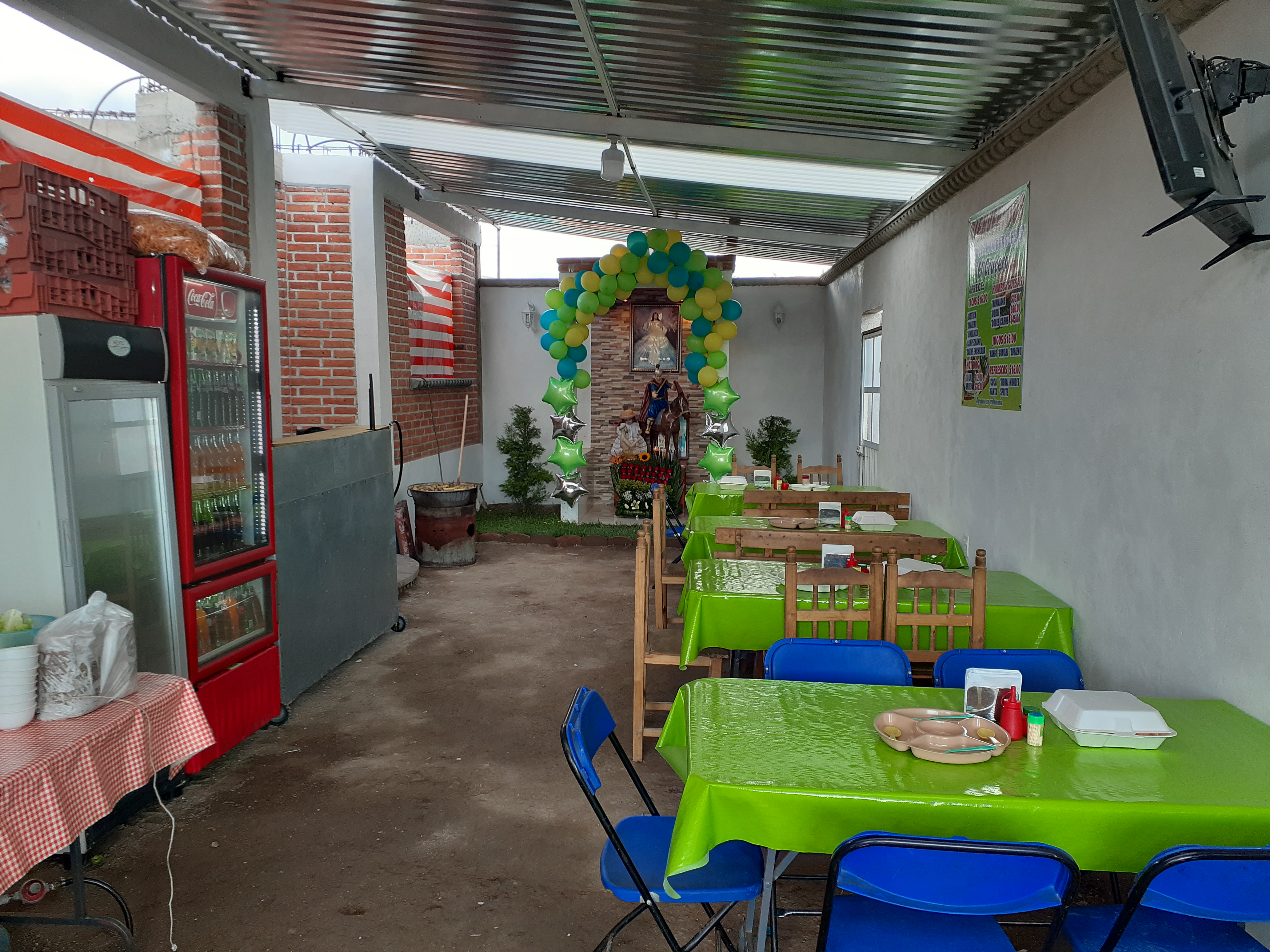 Tacos y Hamburguesas "EL CRUCERO" image 1