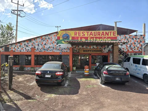 LA ESTACION image 3