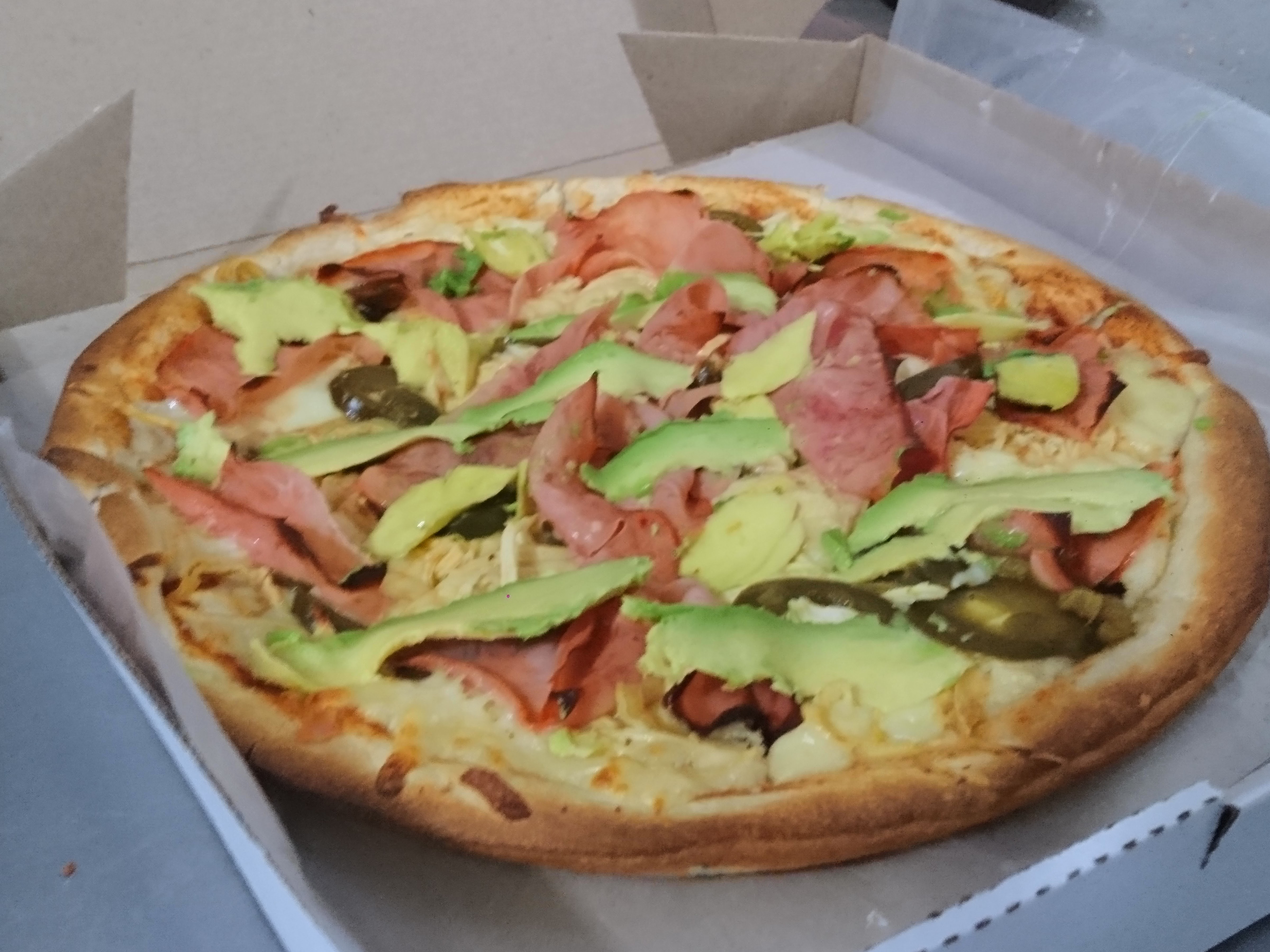 RICKI'S PIZZA image 8