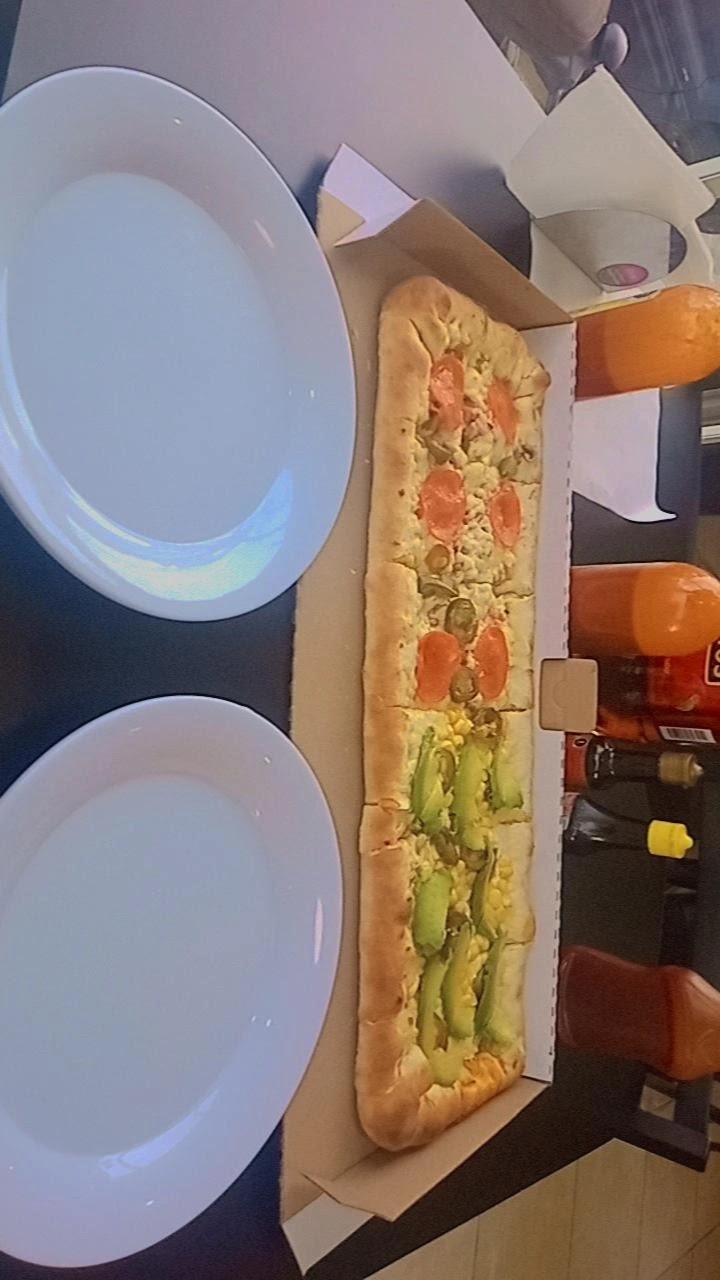 Sinai Pizzas image 5