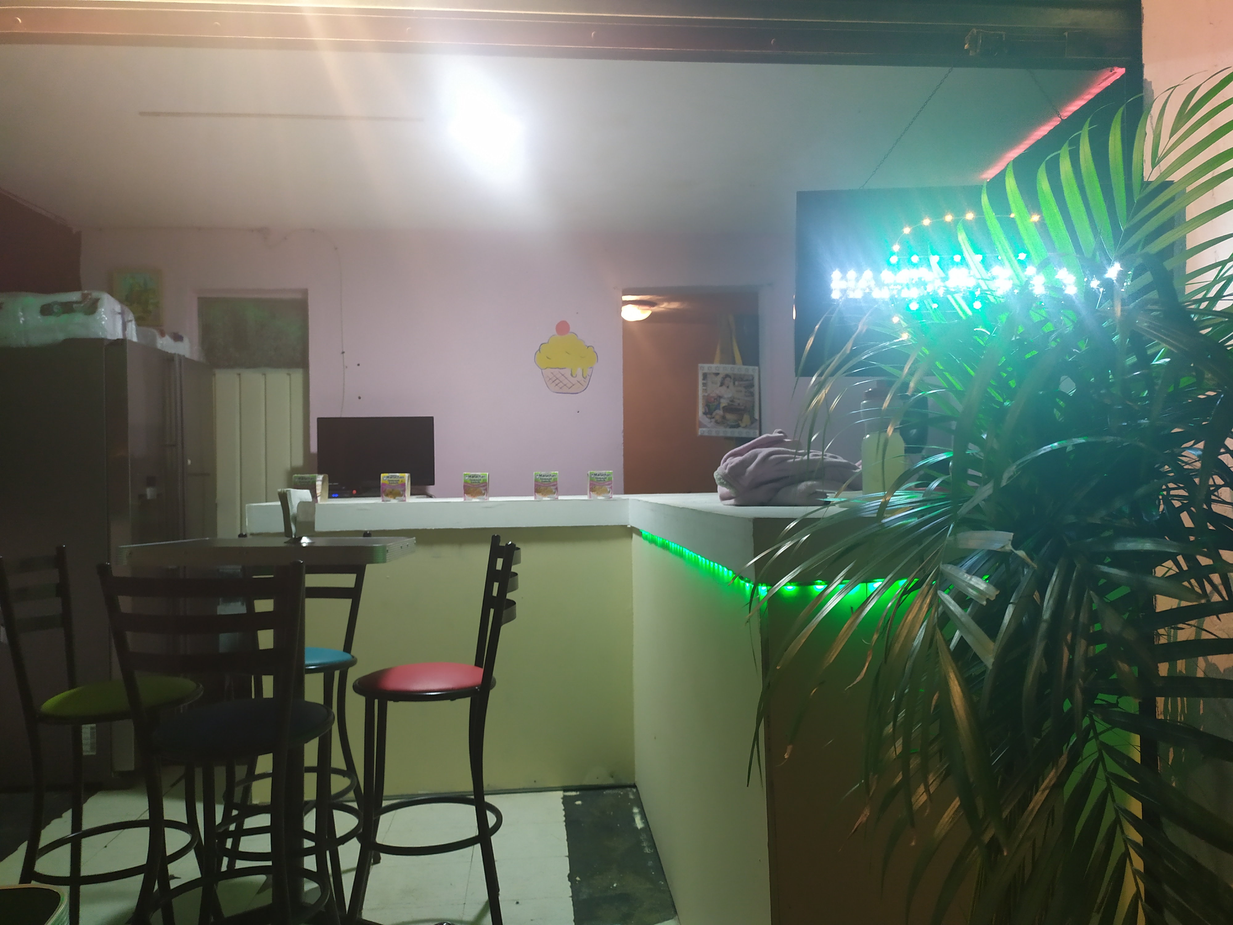 Burger house image 1