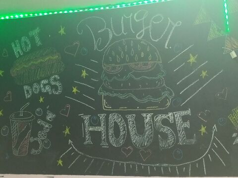 Burger house image 6