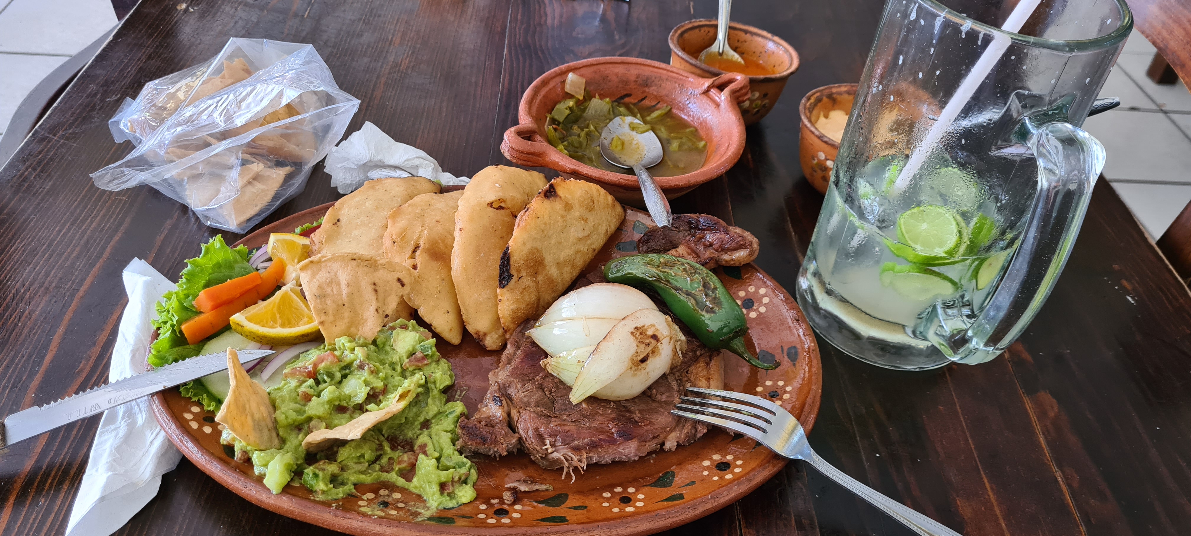 restaurante "LAS BRASAS" image 2