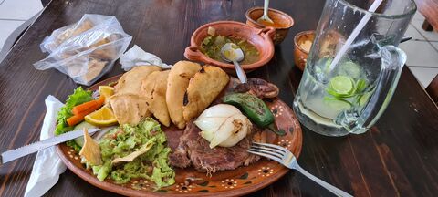 restaurante "LAS BRASAS" image 2
