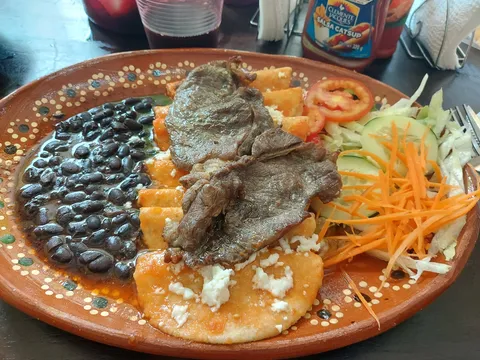 restaurante "LAS BRASAS" image 3