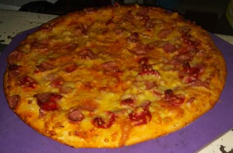 Pizzas Yolo image 1