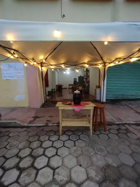 Taquería TACO'NMADRE image 5
