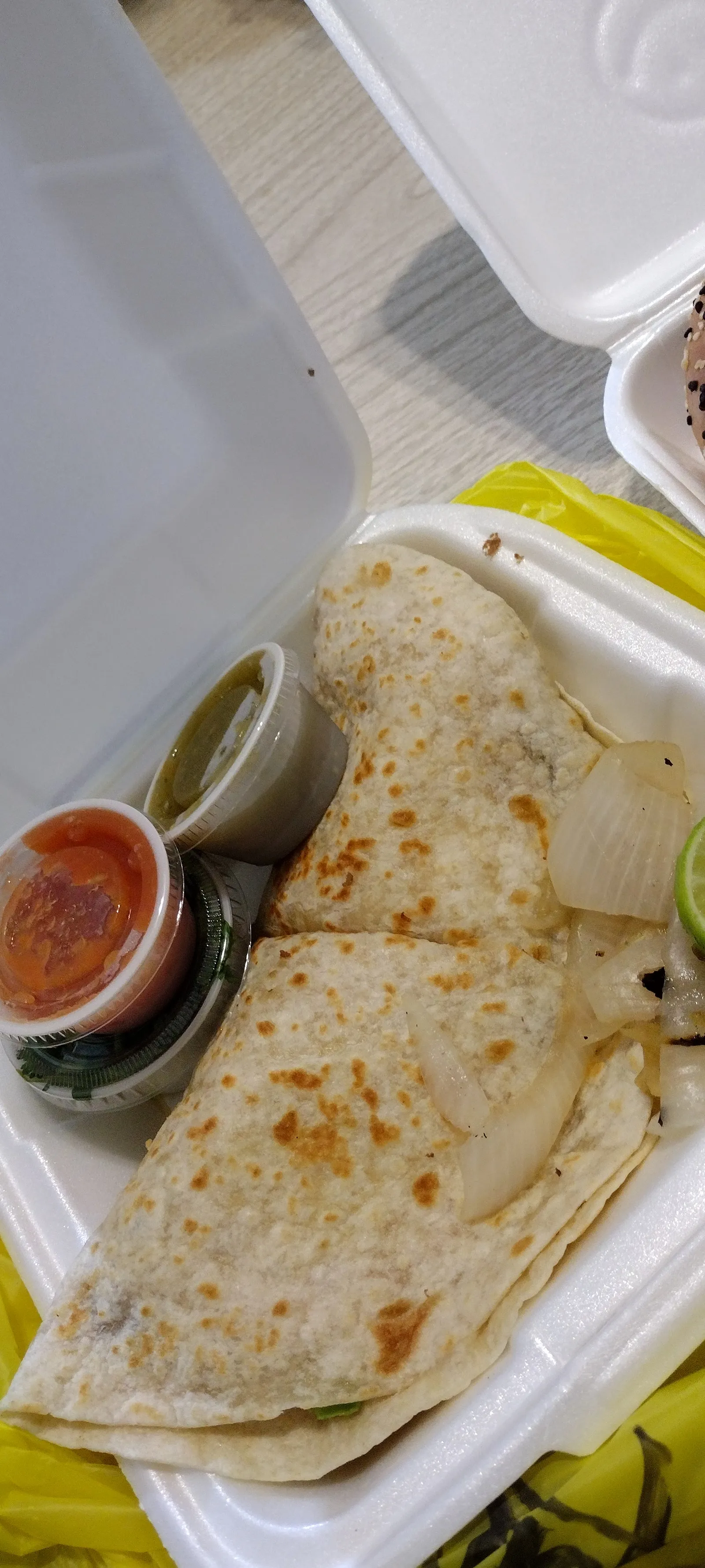 Tacos y Antojitos "El Portón" image 5