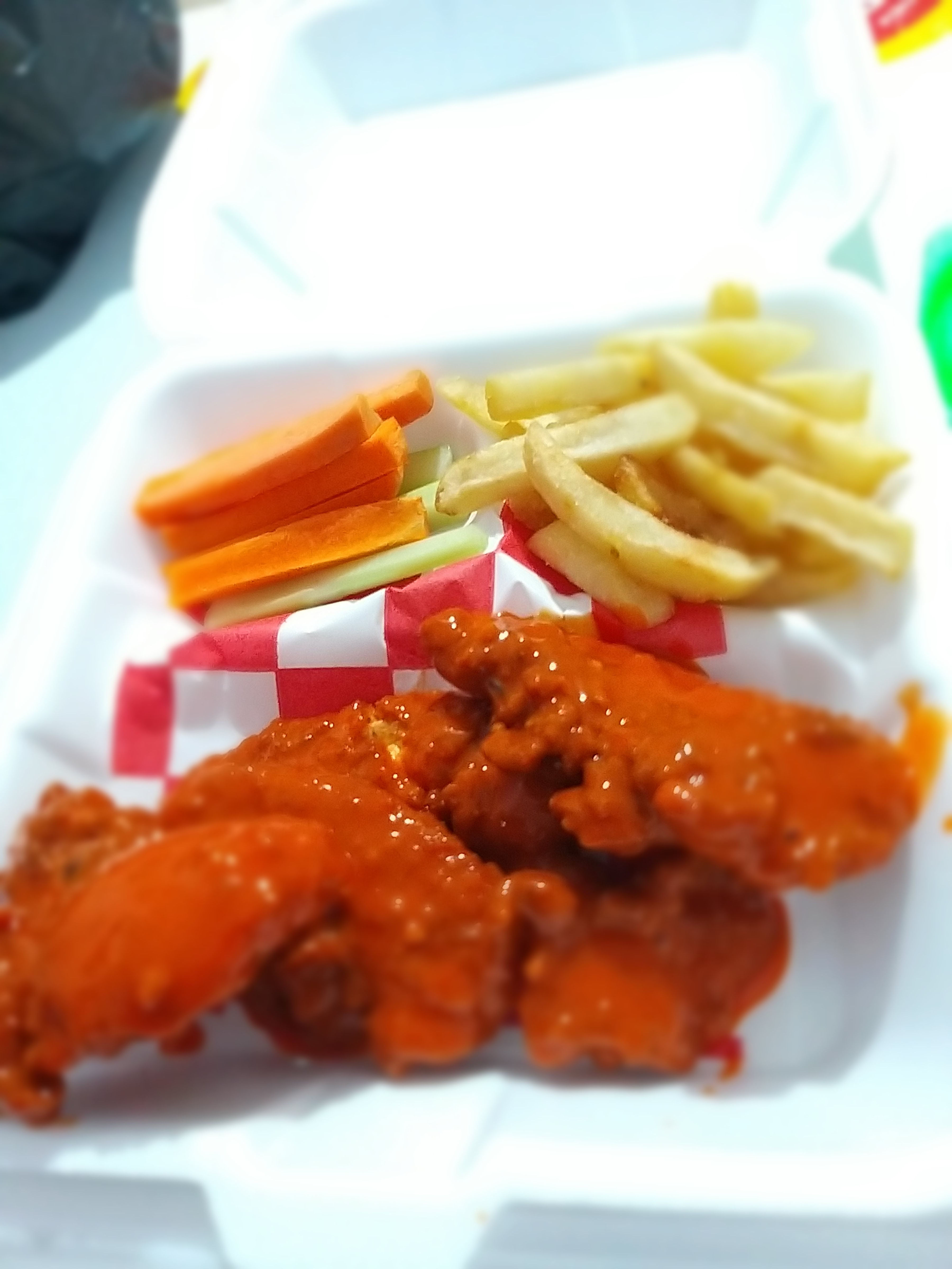 Alitas, Boneless & Tenders MT image 9